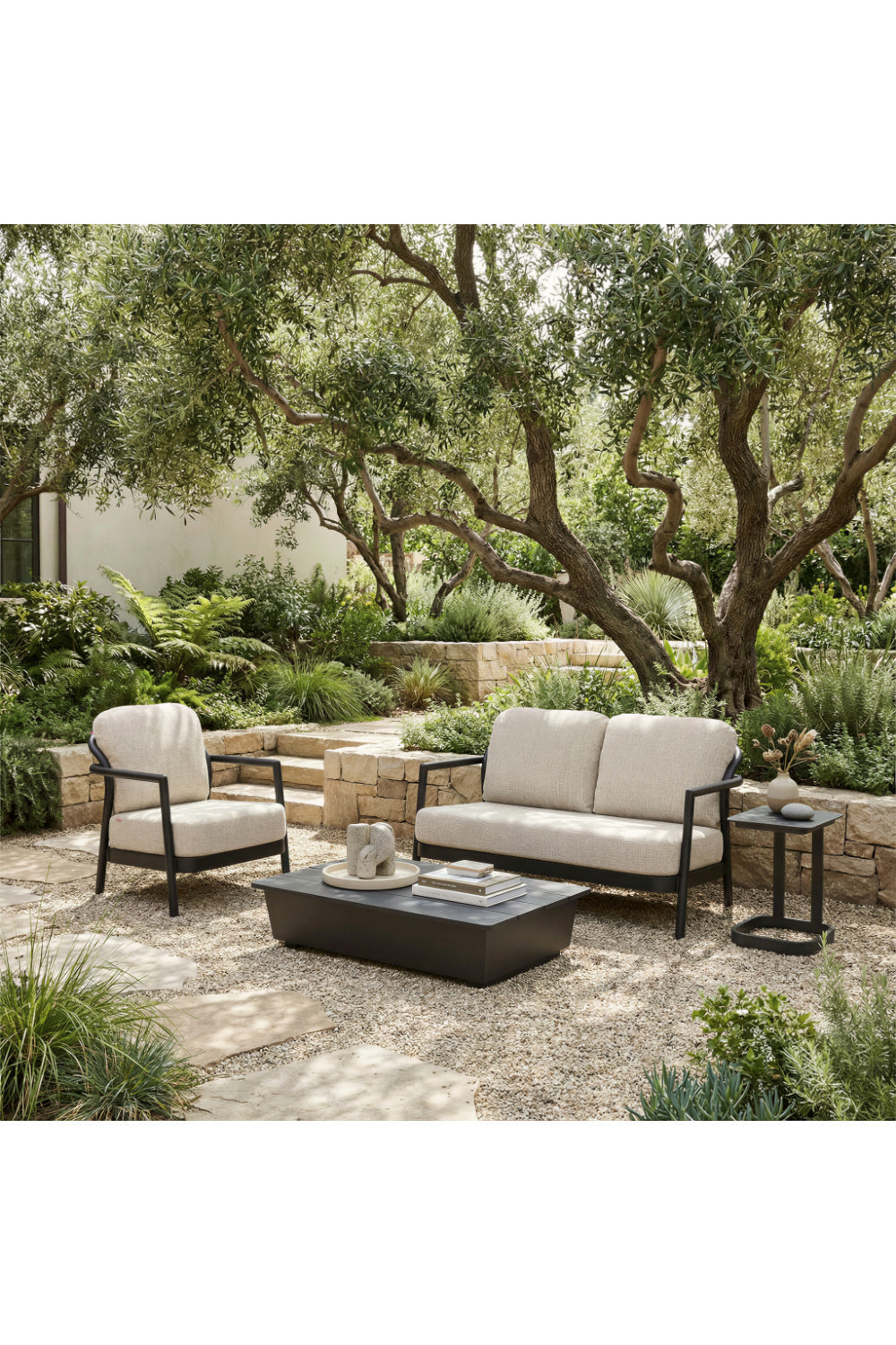 Aluminum Framed Outdoor Loveseat | OROA Modern Rein | Oroa.com