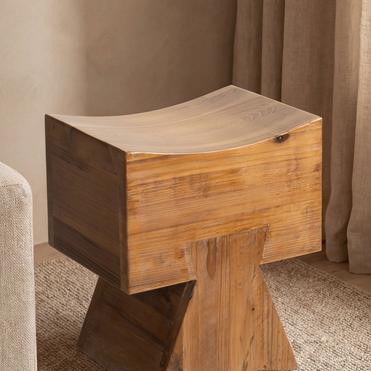 Scandi Ottoman Pine Wood - OROA