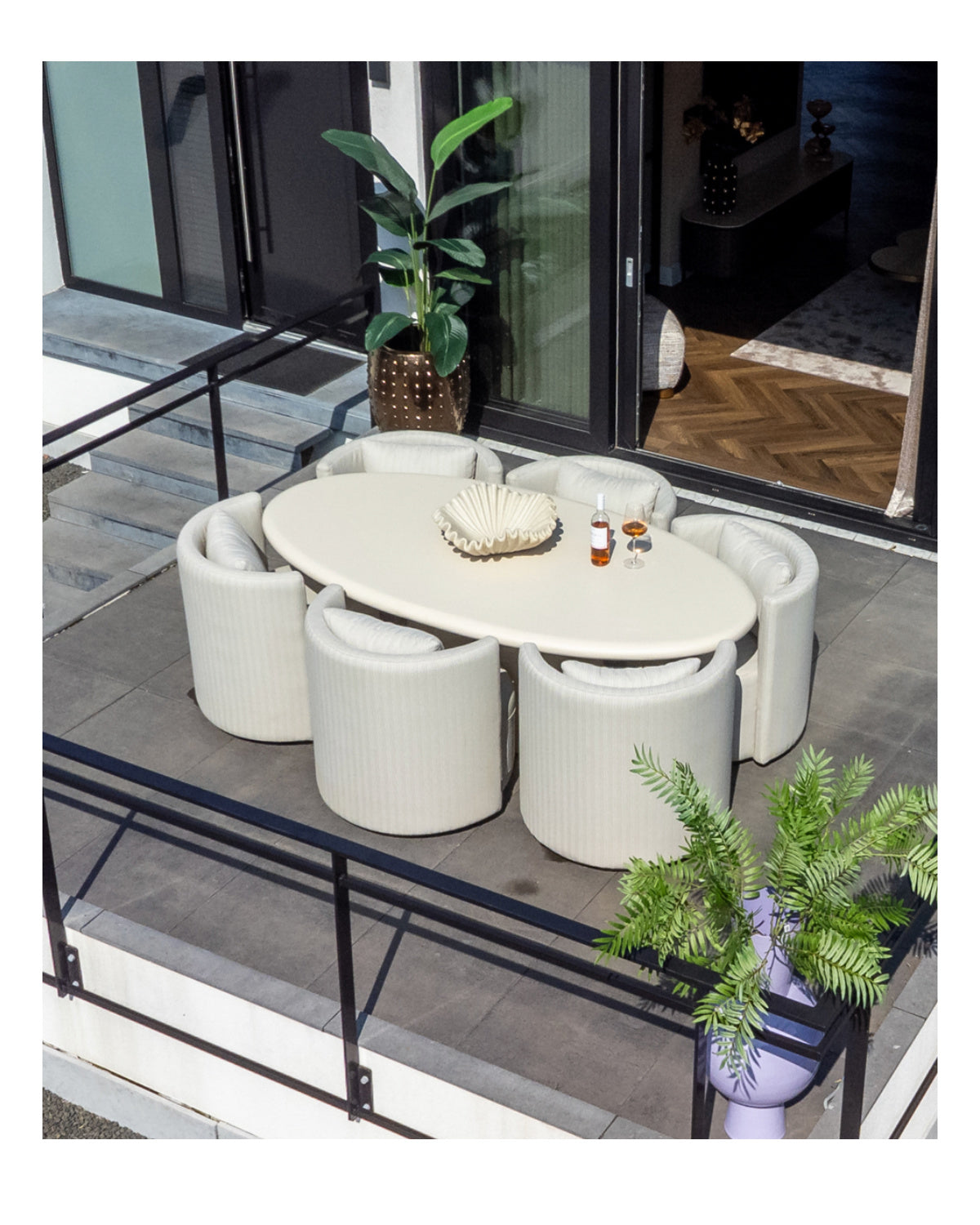 modern oval outdoor dining table - www.oroa.com | Oroa.com