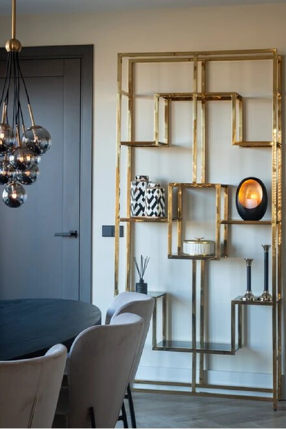 Geometrical Gold Cabinet | Oroa.com