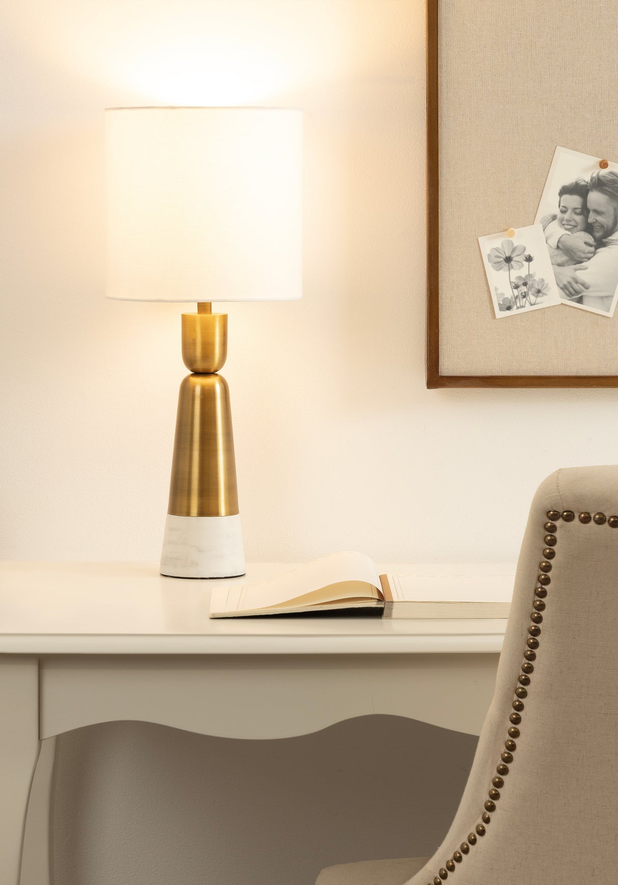 Deori Table Lamp