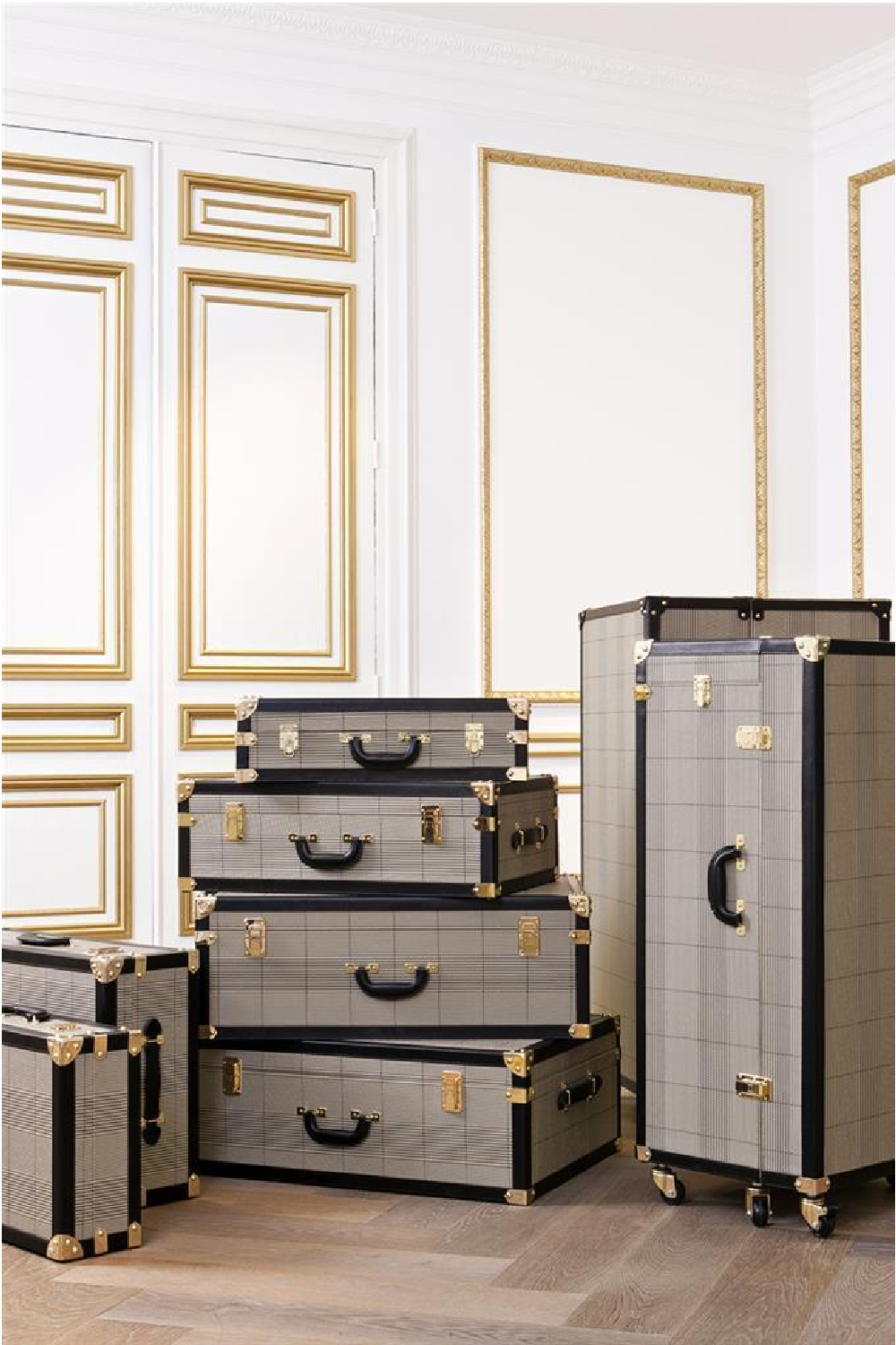 Brown Trunk (Set of 3) | Eichholtz Bittersweet | #1 Eichholtz Retailer