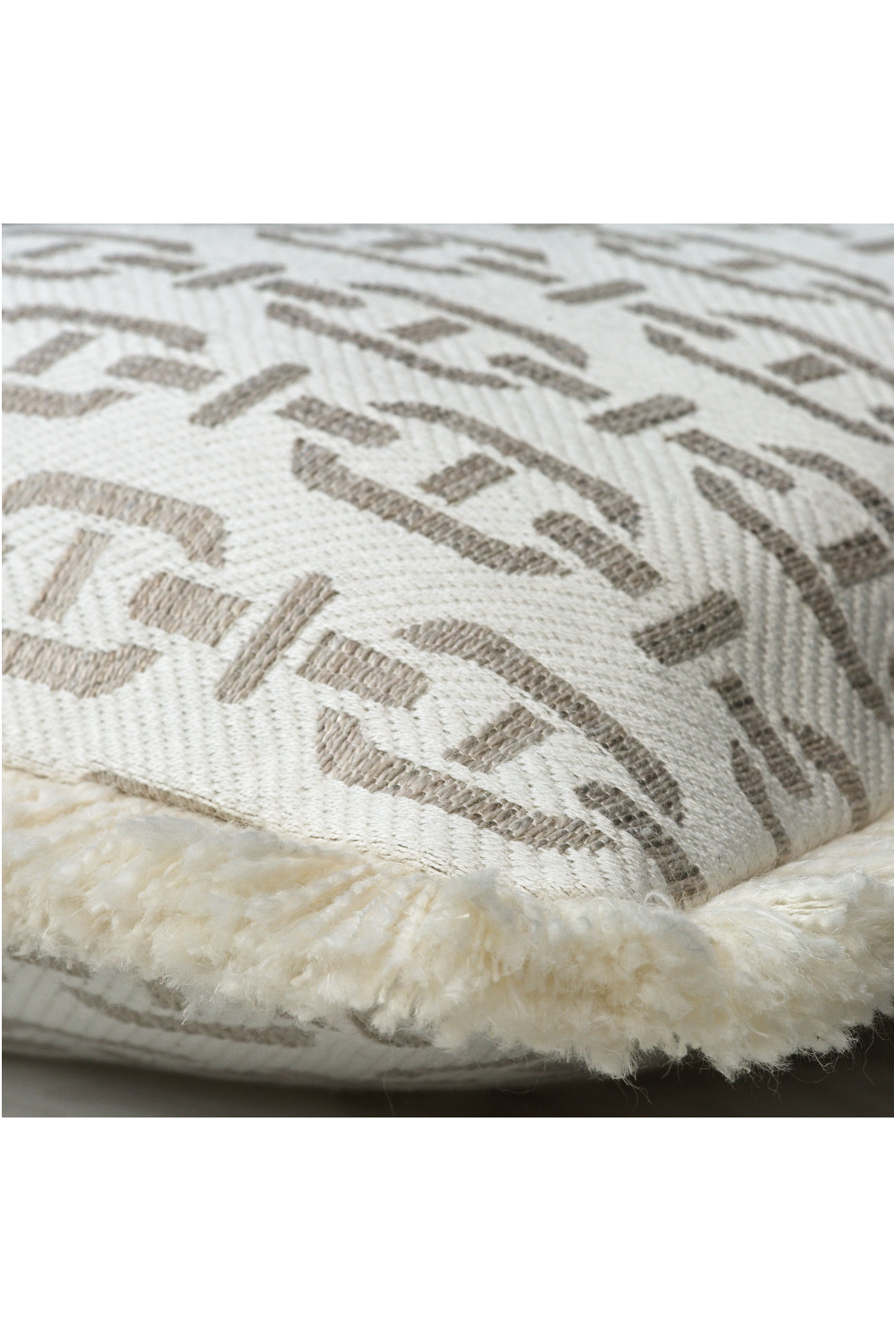 Chain Link Rectangular Cushion M | Andrew Martin Burlington | OROA
