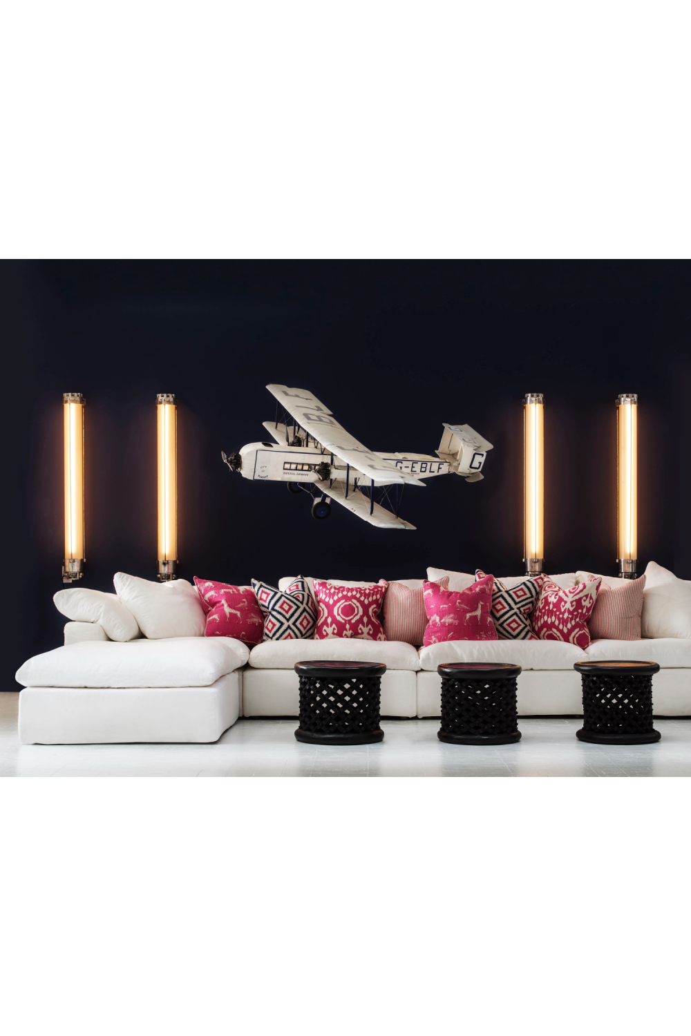 Chalk White Linen Sectional Sofa L | Andrew Martin Truman | OROA