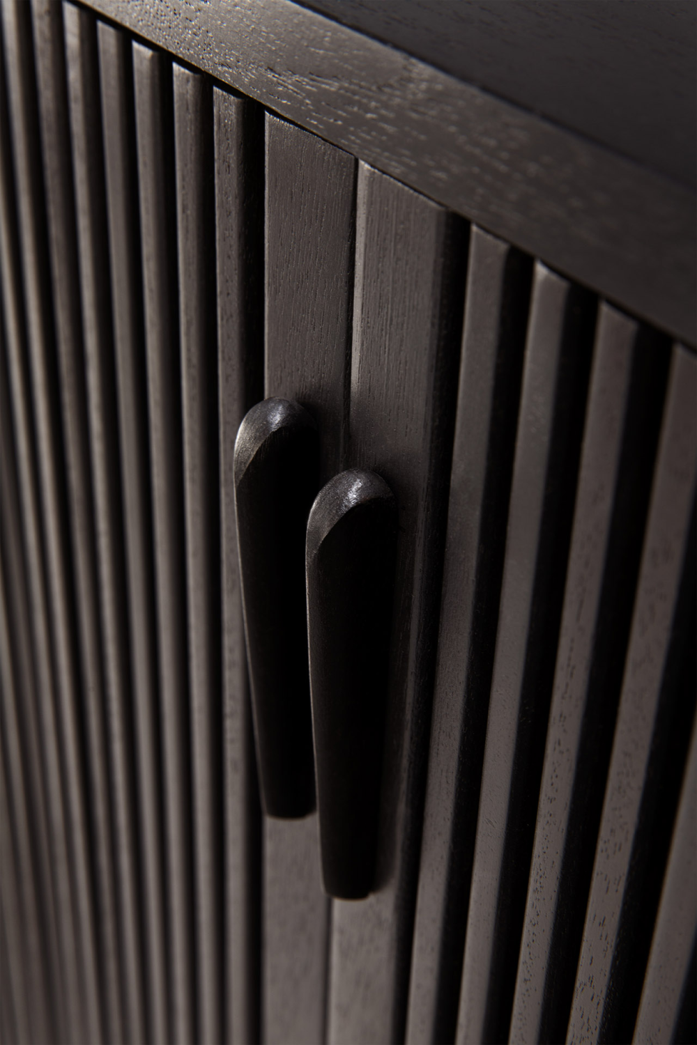 Varnished Teak Industrial Sideboard | Ethnicraft Roller Max | Oroa.com