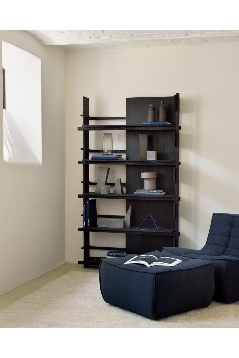 Black Teak Book Rack | Ethnicraft Abstract | Oroa.com