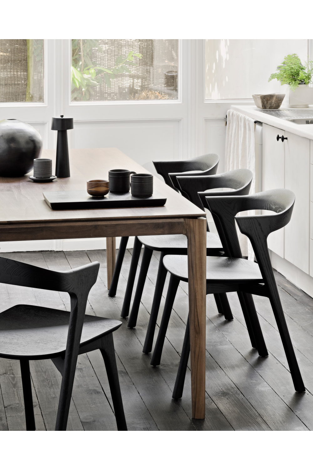 Teak Brown Minimalist Dining Table | Ethnicraft Bok | Oroa.com