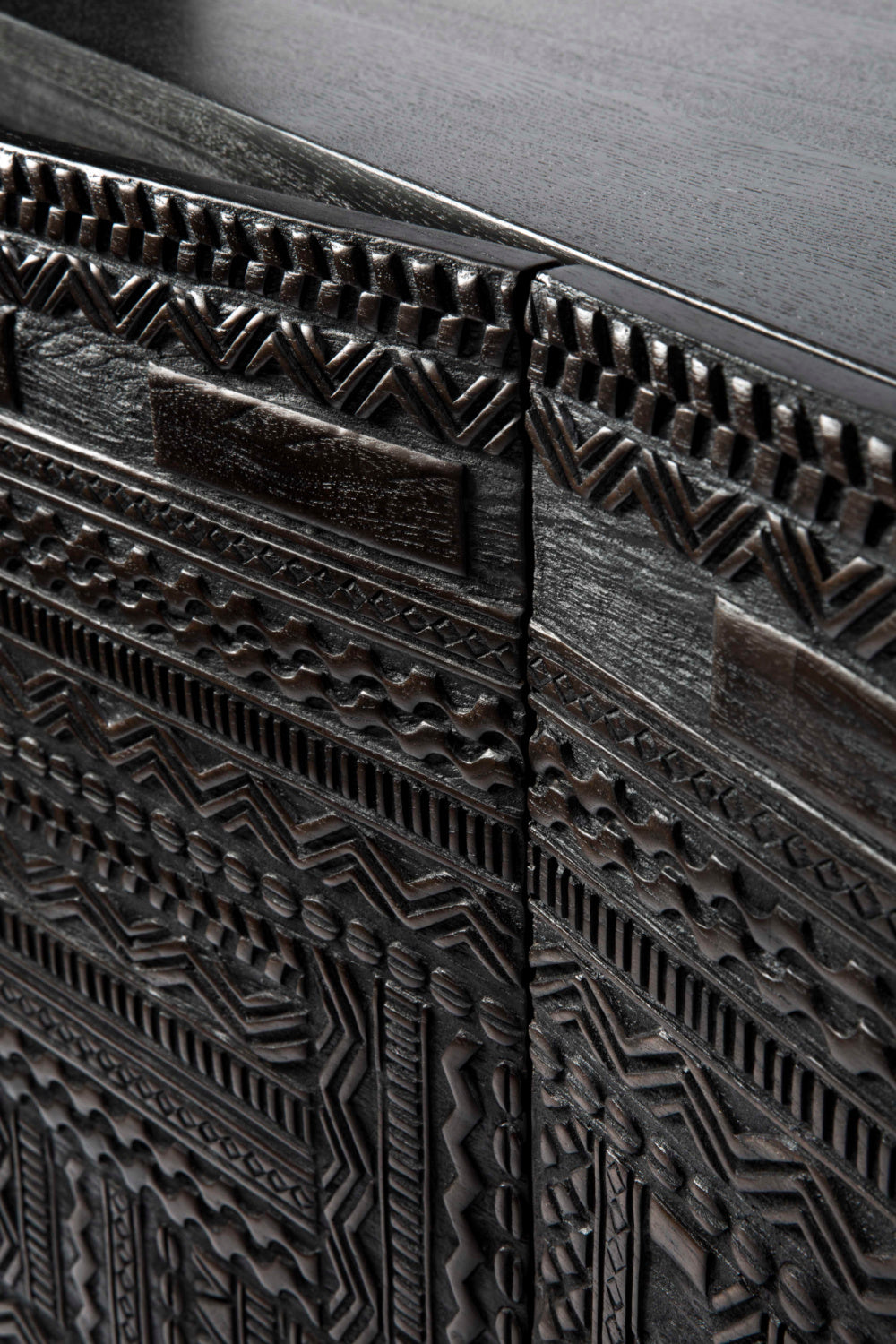 Black Teak Carved Sideboard | Ethnicraft Tabwa | OROA