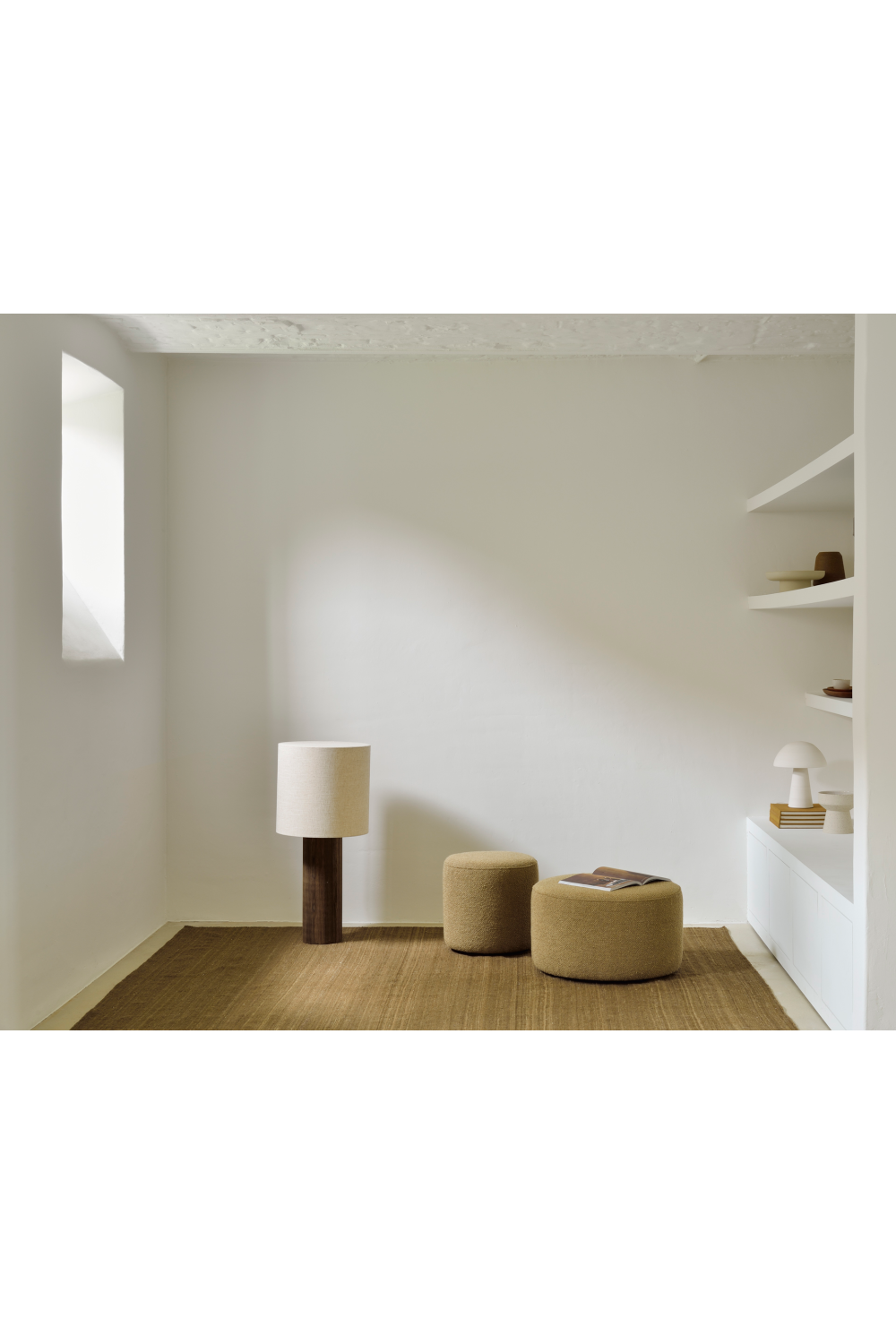 Round Fabric Pouf | Ethnicraft Barrow | OROA.com