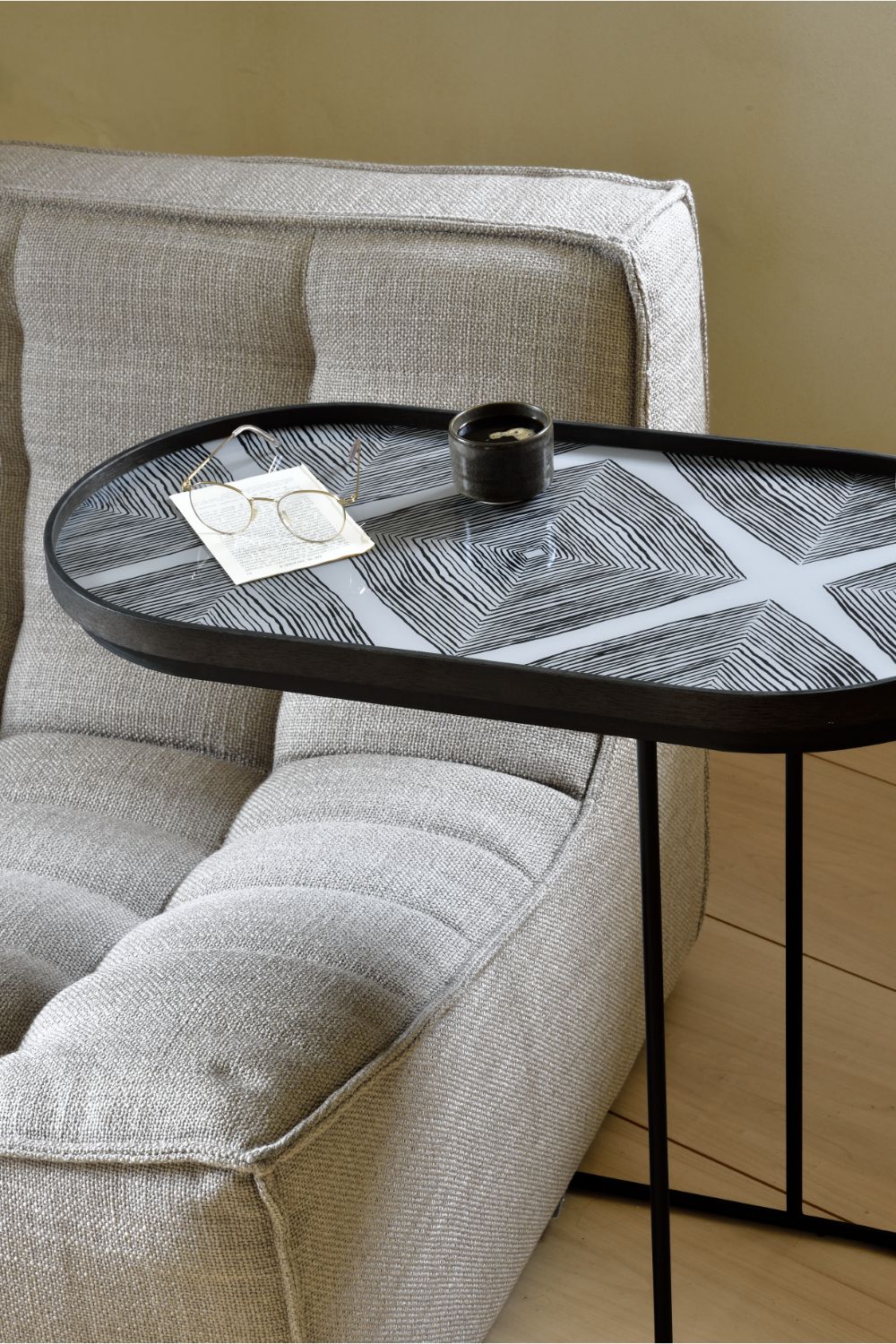 Black Tray Side Table | Ethnicraft Oblong | OROA.com