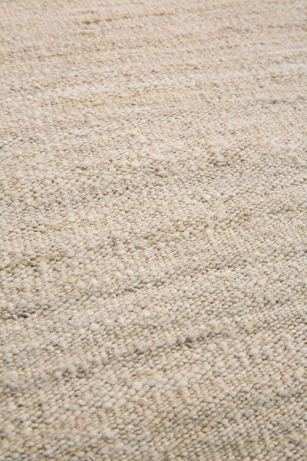Textured Sheep Wool Rug | Ethnicraft Nomad | OROA.com