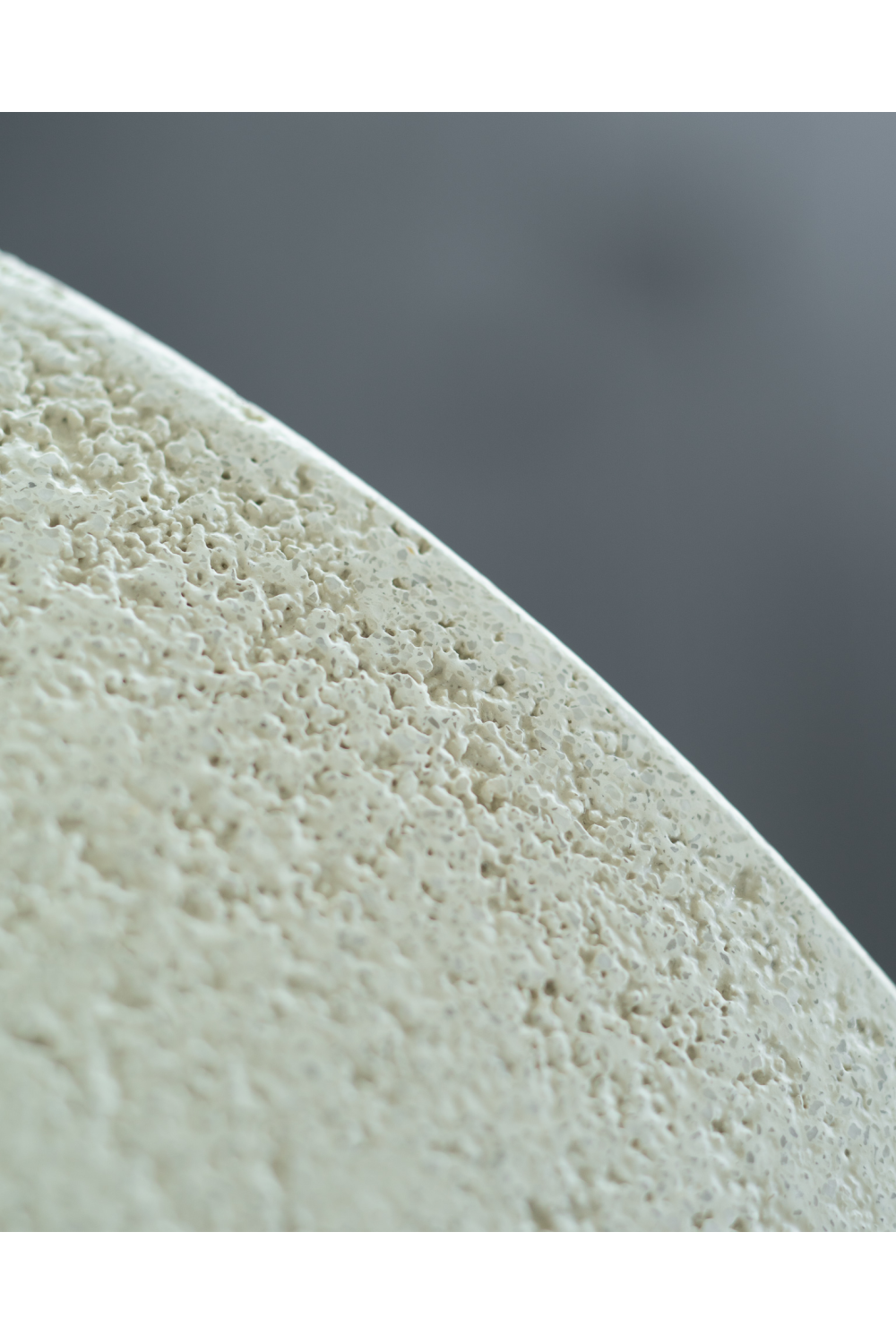 Round Off-White Coffee Table | Ethnicraft Elements | Oroa.com