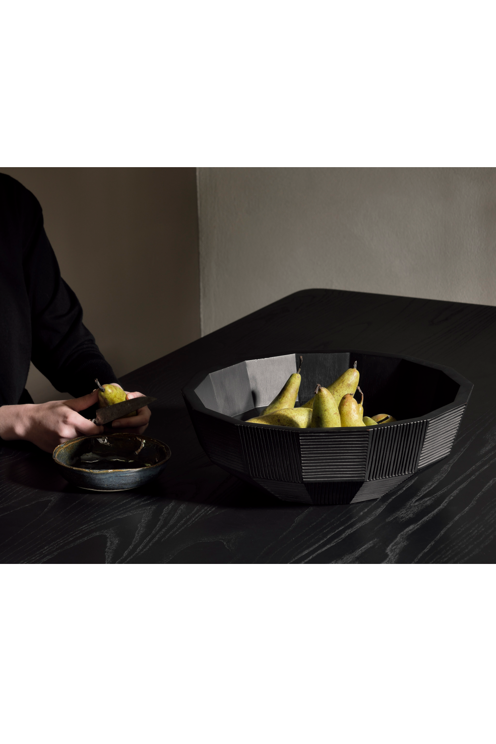 Black Mahogany Modern Bowl | Ethnicraft Striped | OROA.COM