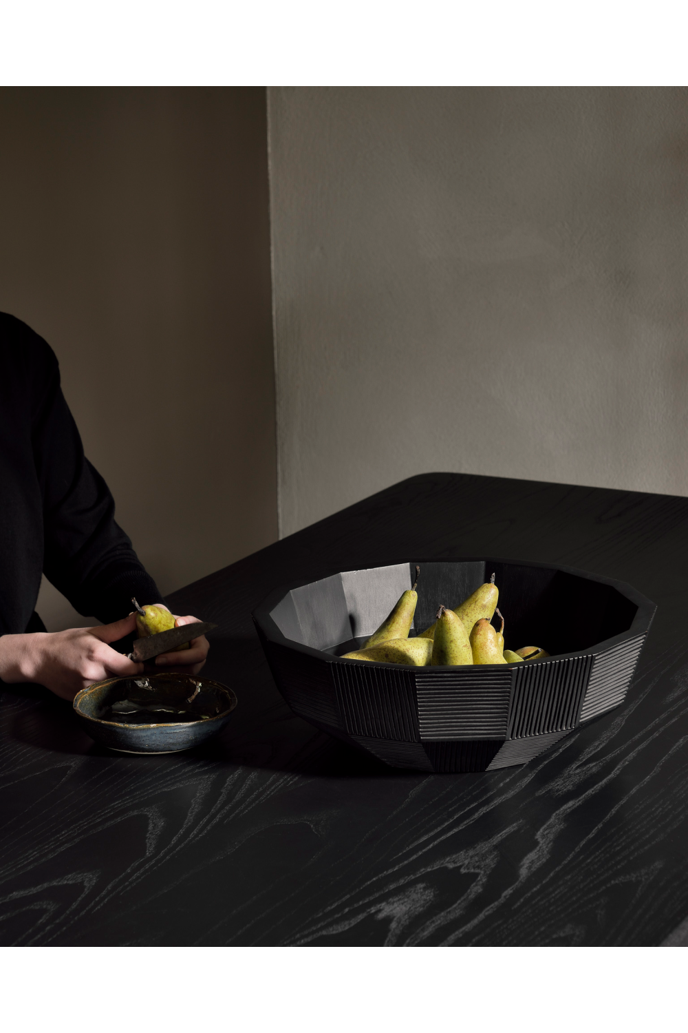 Black Mahogany Modern Bowl | Ethnicraft Striped | OROA.COM