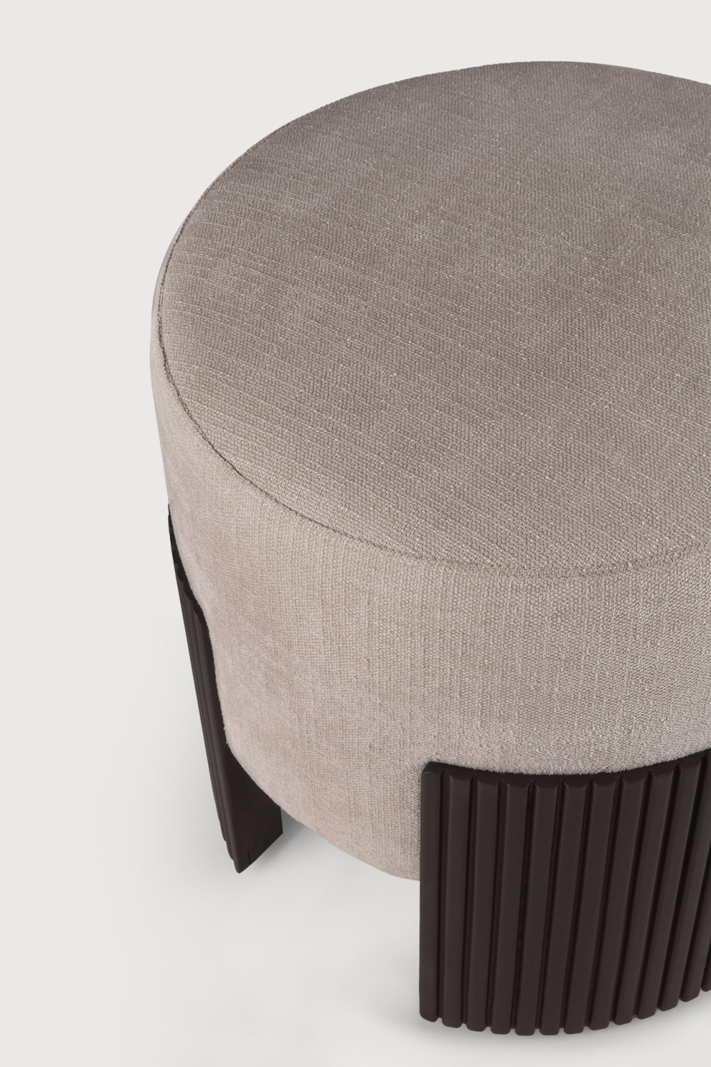 Cushioned Mahogany Pouf | Ethnicraft Roller Max | Oroa.com