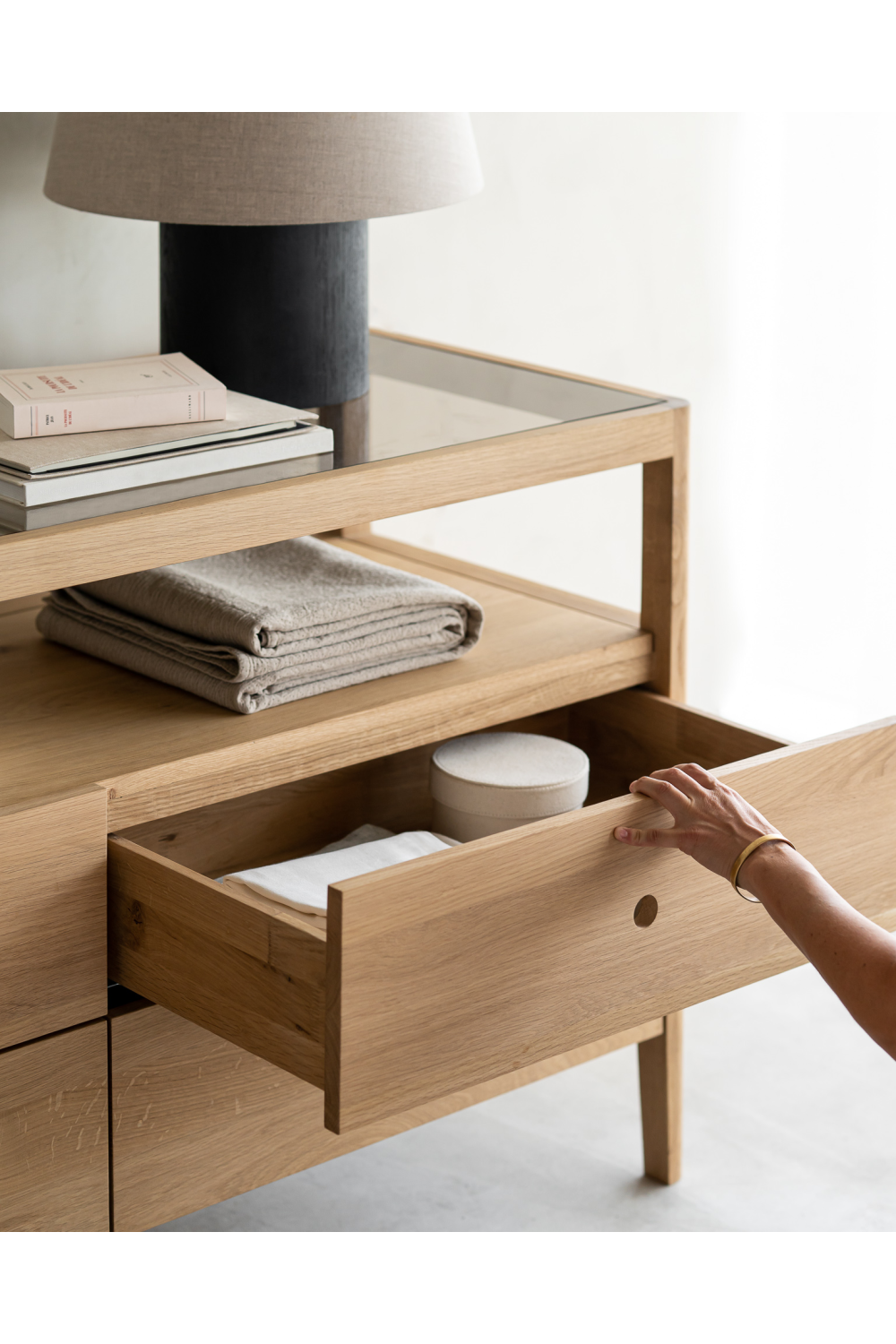 Oiled Oak Dresser | Ethnicraft Spindle | Oroa.com