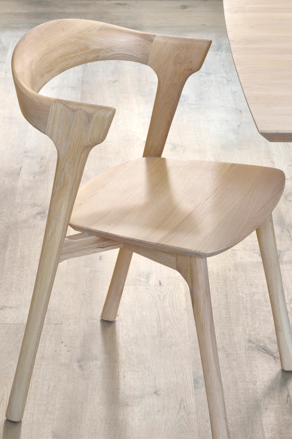 Modern Oak Dining Chair | Ethnicraft Bok | OROA.COM