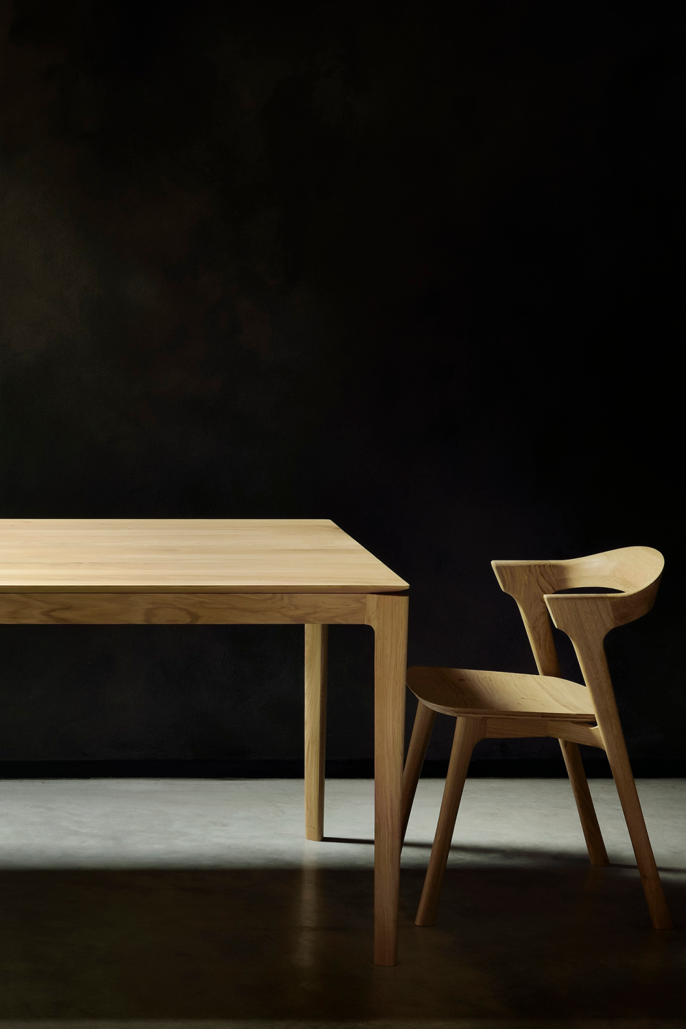Oak Minimalist Dining Table | Ethnicraft Bok | Oroatrade.com