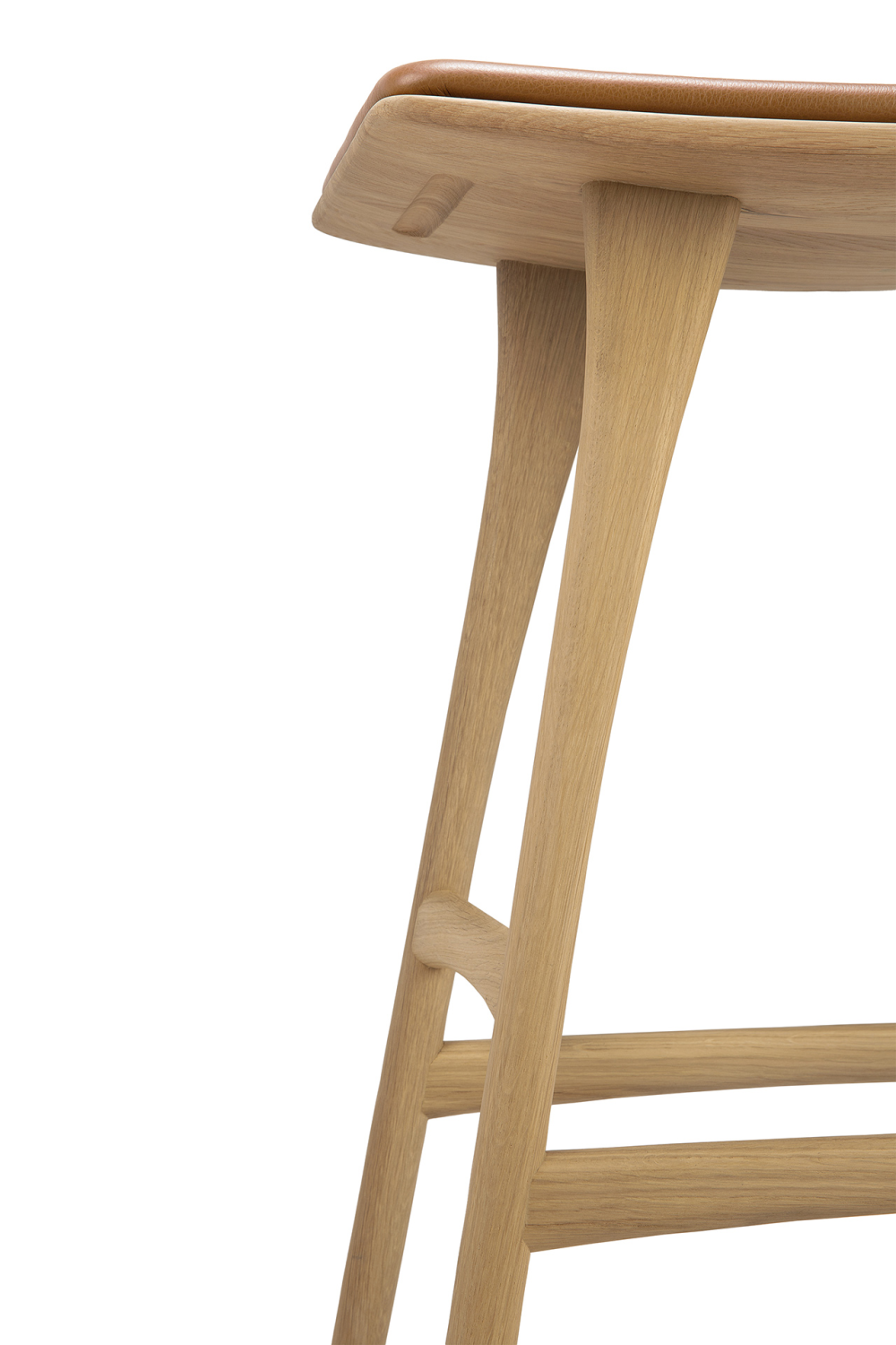Modern Upholstered Oak Counter Stool | Ethnicraft Osso | Oroa.com