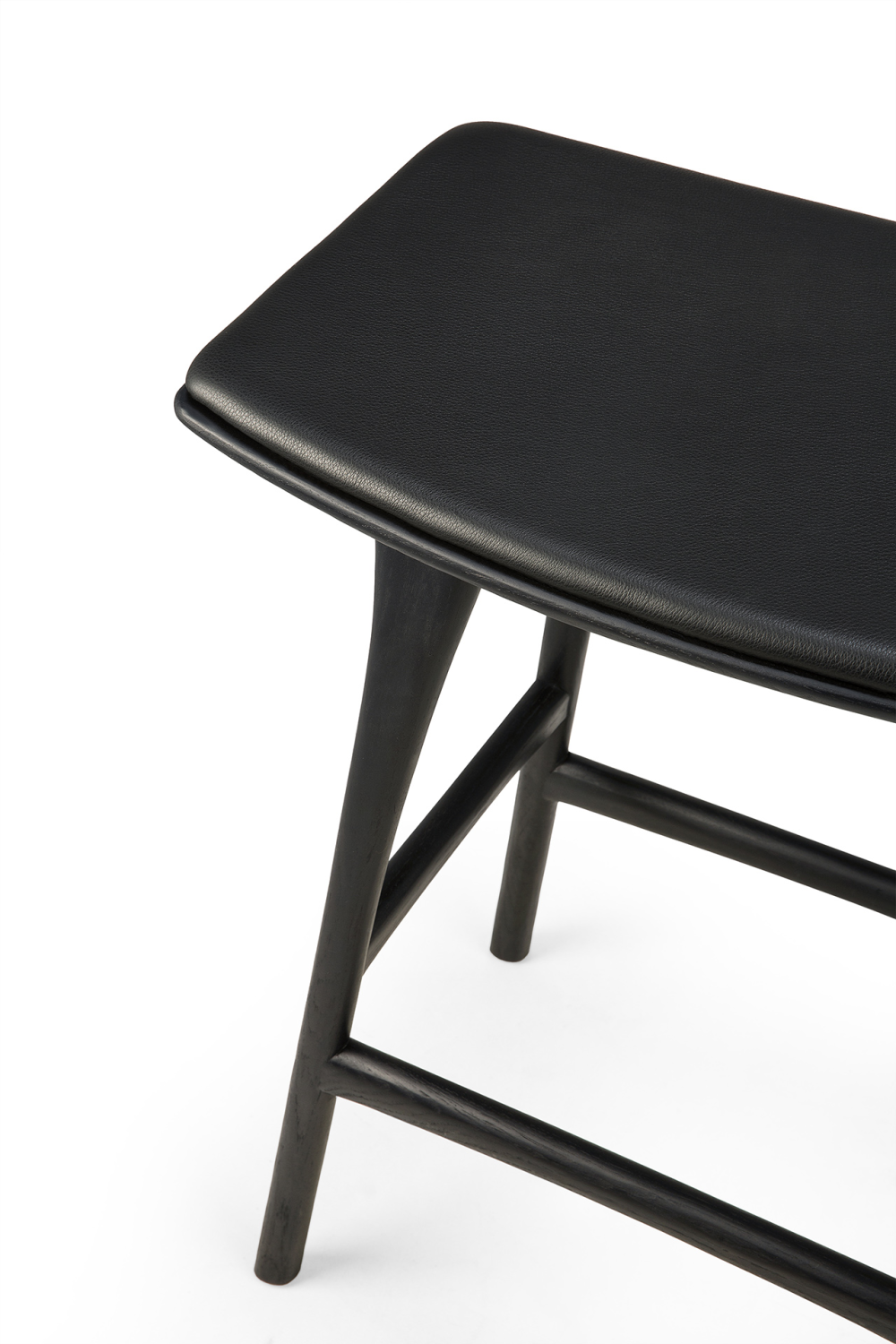 Classic Black Oak Counter Stool | Ethnicraft Osso | Oroa.com