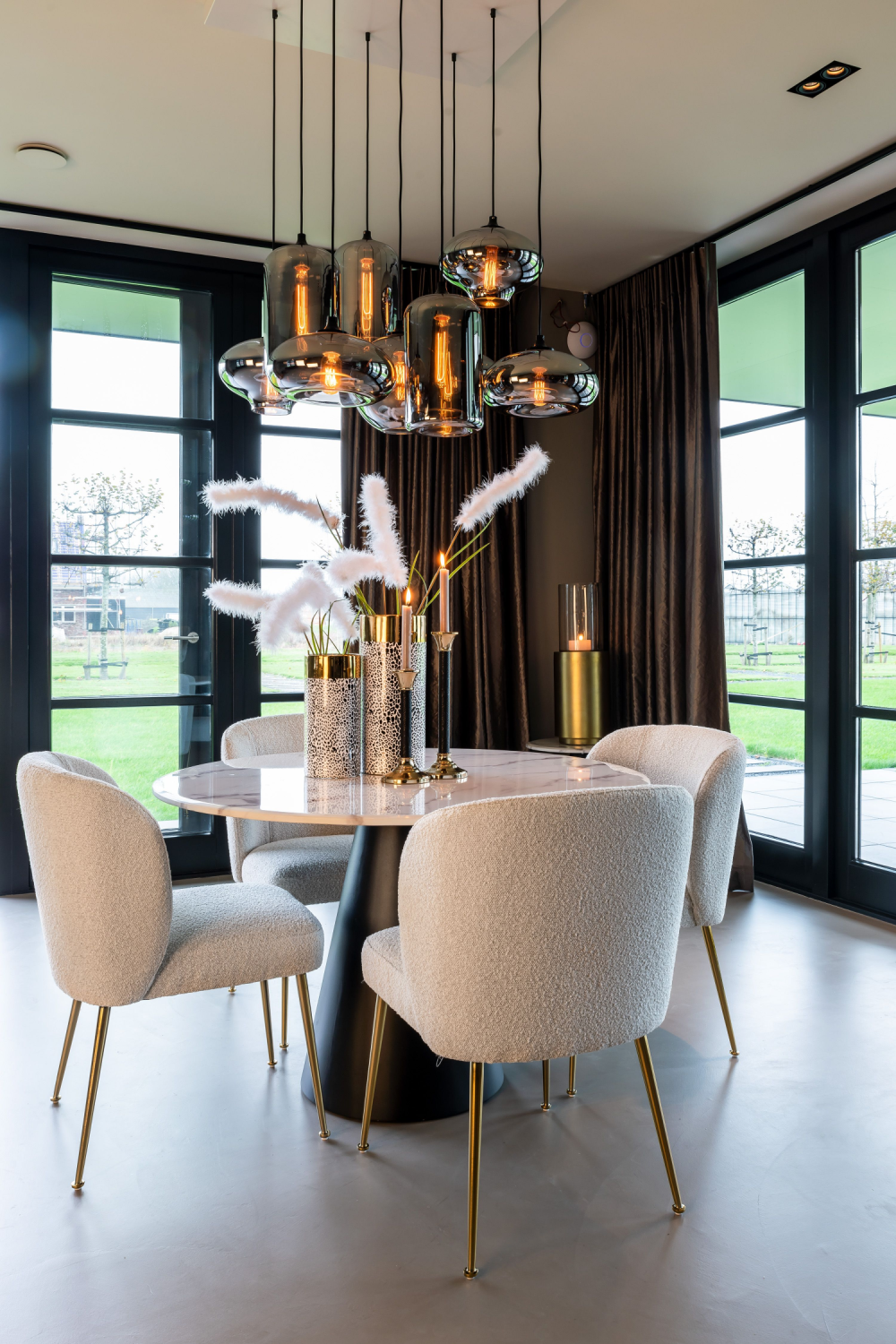 Round White Marble Pedestal Dining Table | Richmond Interiors Degas | OROA.com