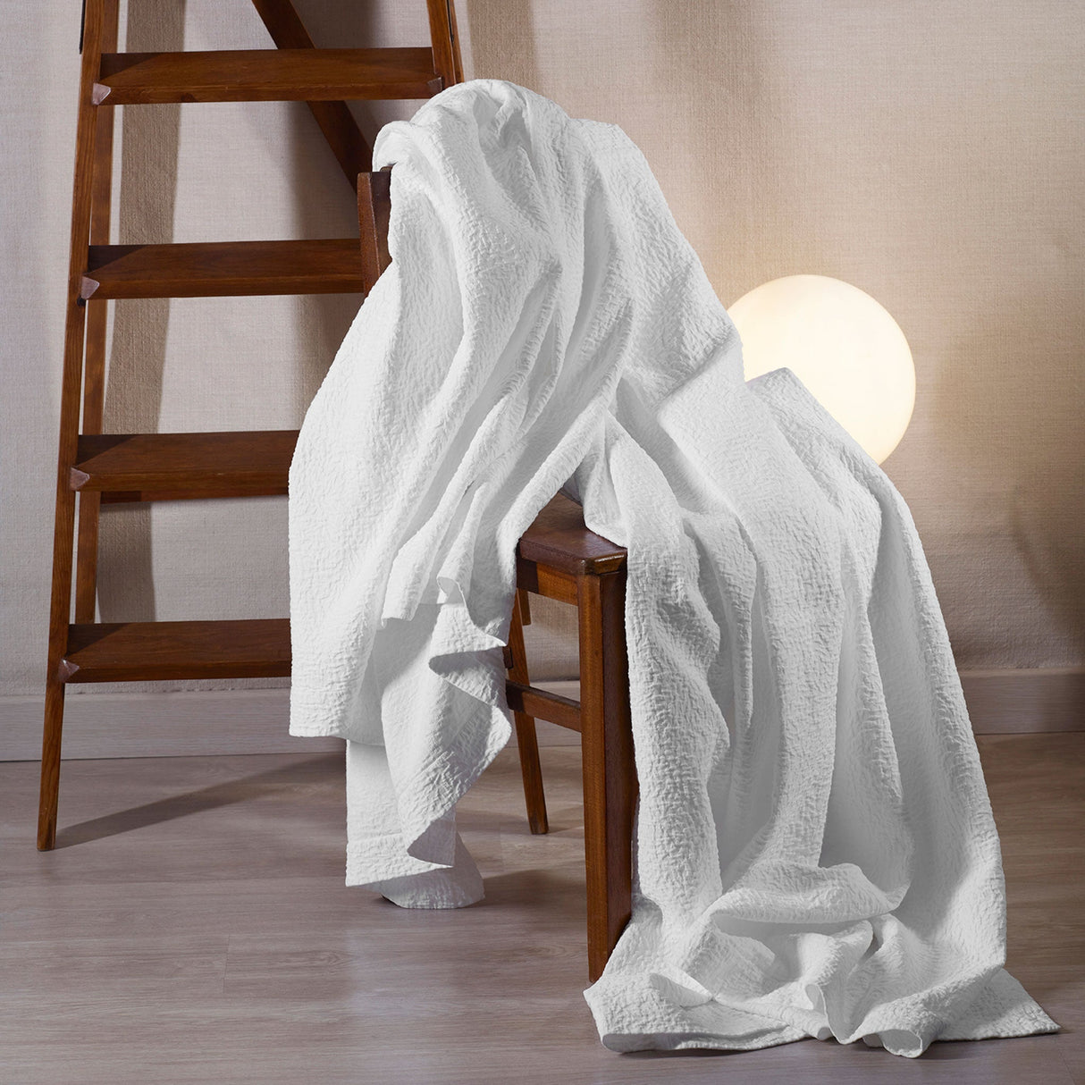 Combed Cotton Matelassé Bedspread | Amalia Home Tamara | Oroatrade.com