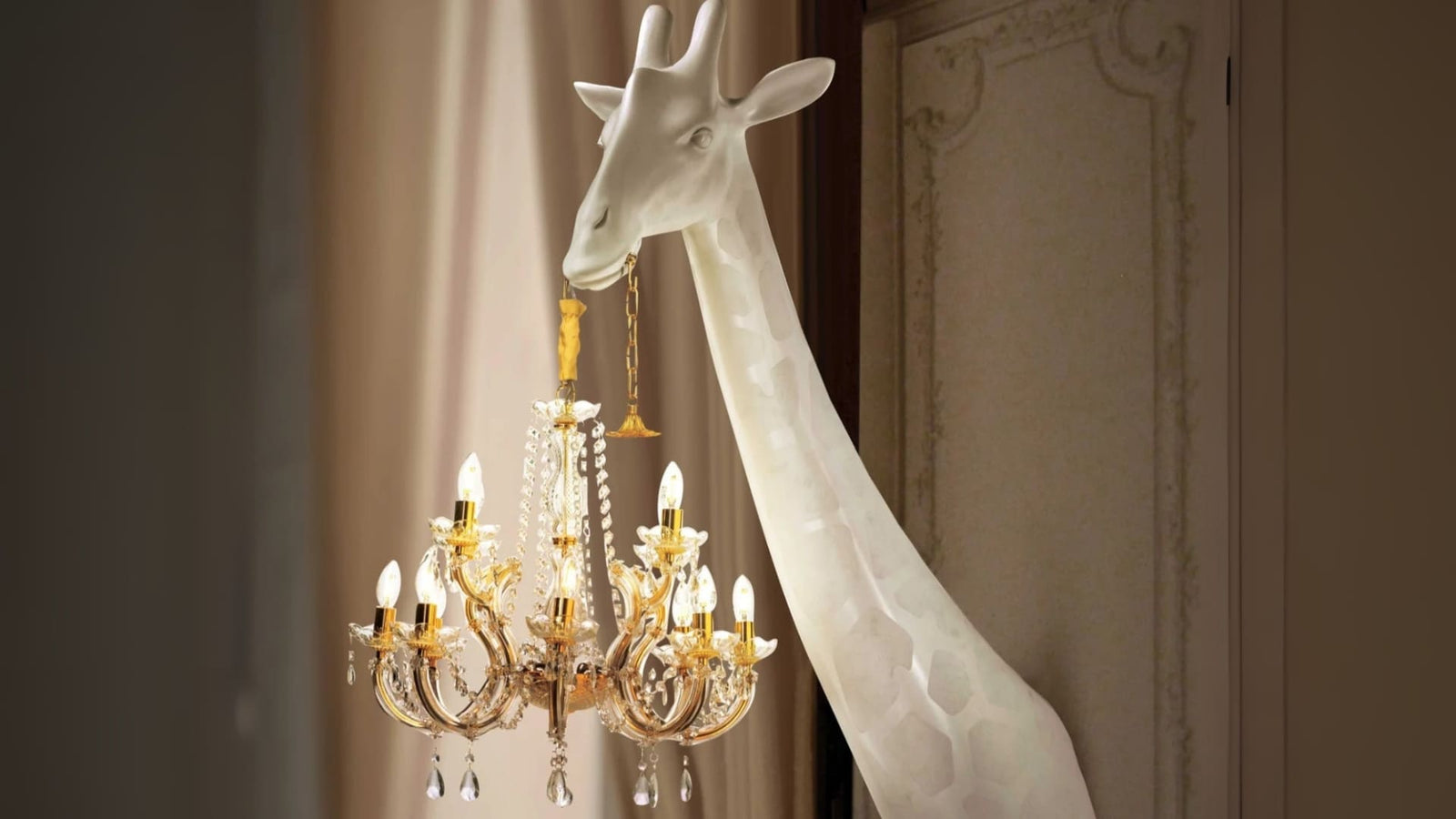 Qeebooz - OROA - Luxury Furniture, Lighting & Decor