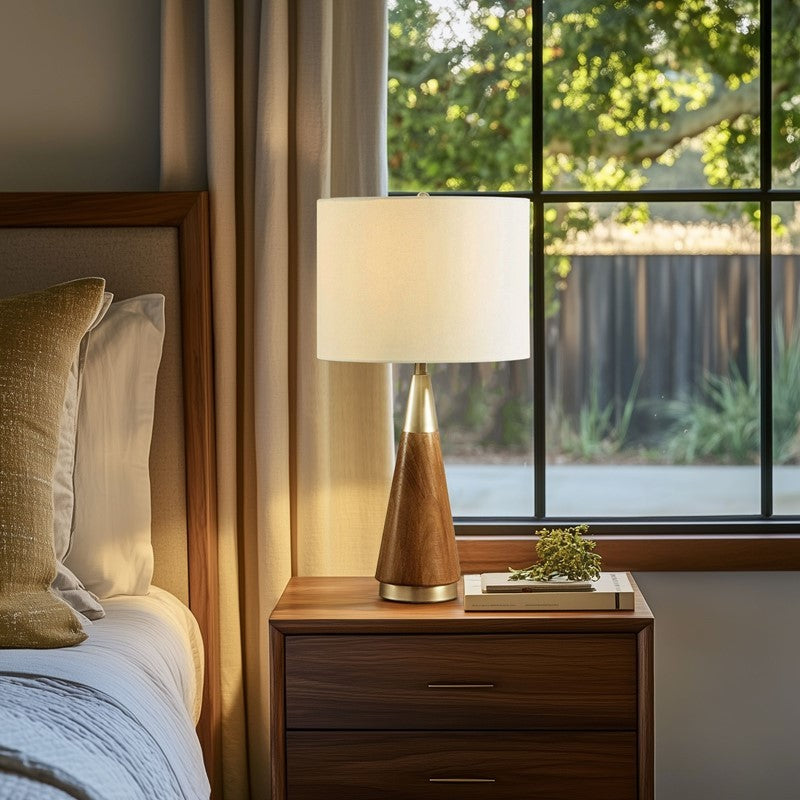 Triangular Table Lamp - OROA