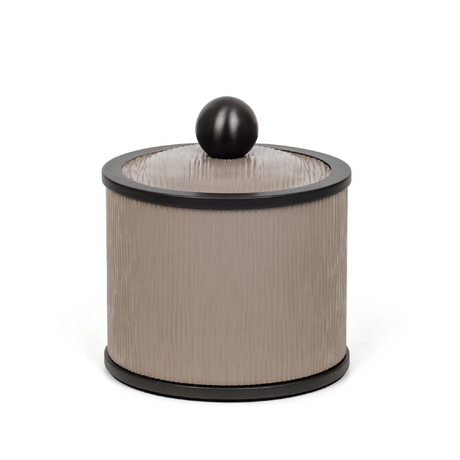 Round Leather Cotton Pad Holder | Pinetti Olimpia | OROA.com