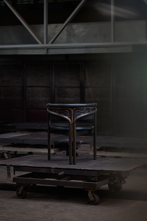 Metal Detail Curved Dining Chair | Morpho By Tomorrowland Volita | Oroa.com