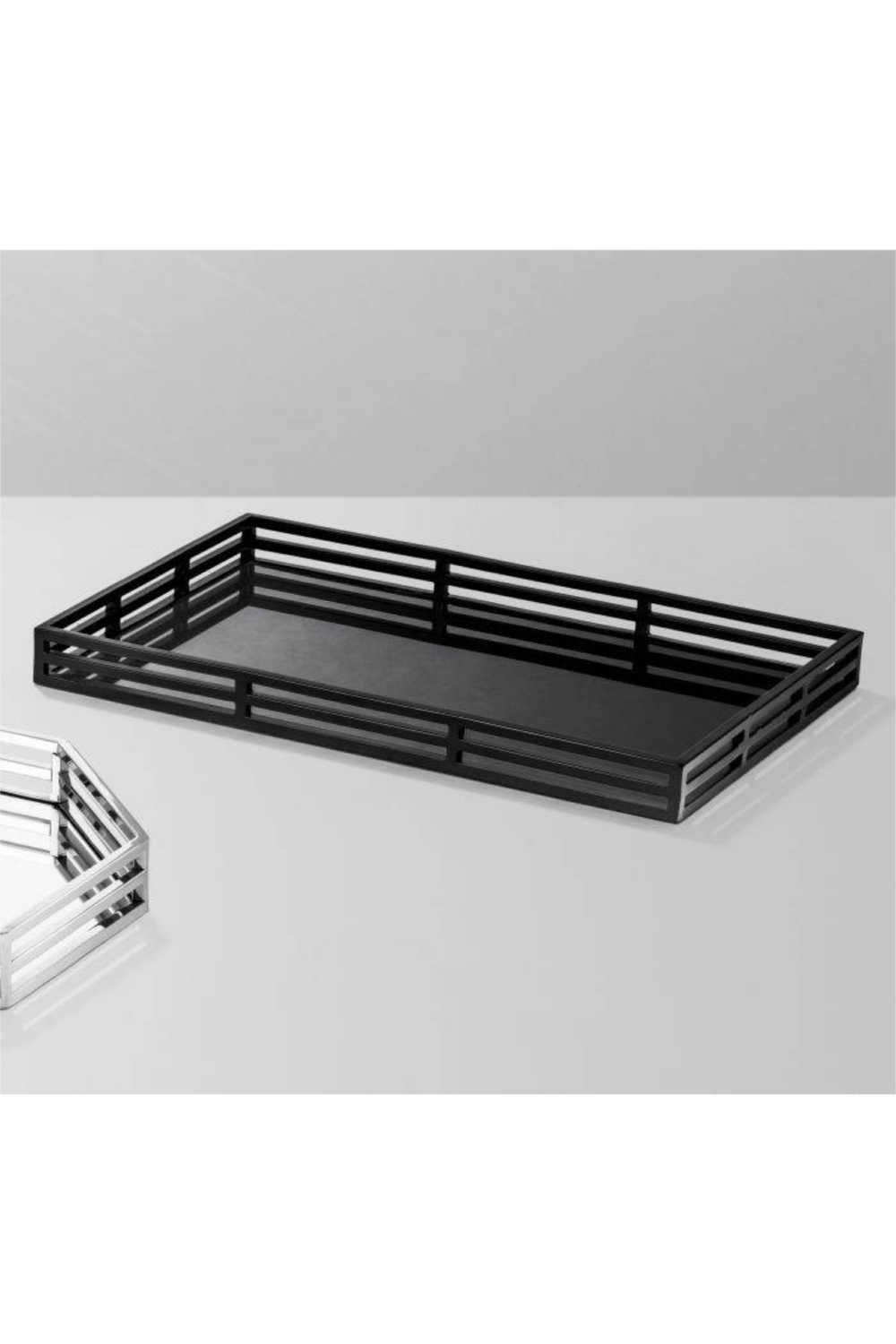 Black Glass Display Tray | Eichholtz Giacomo | Oroa.com