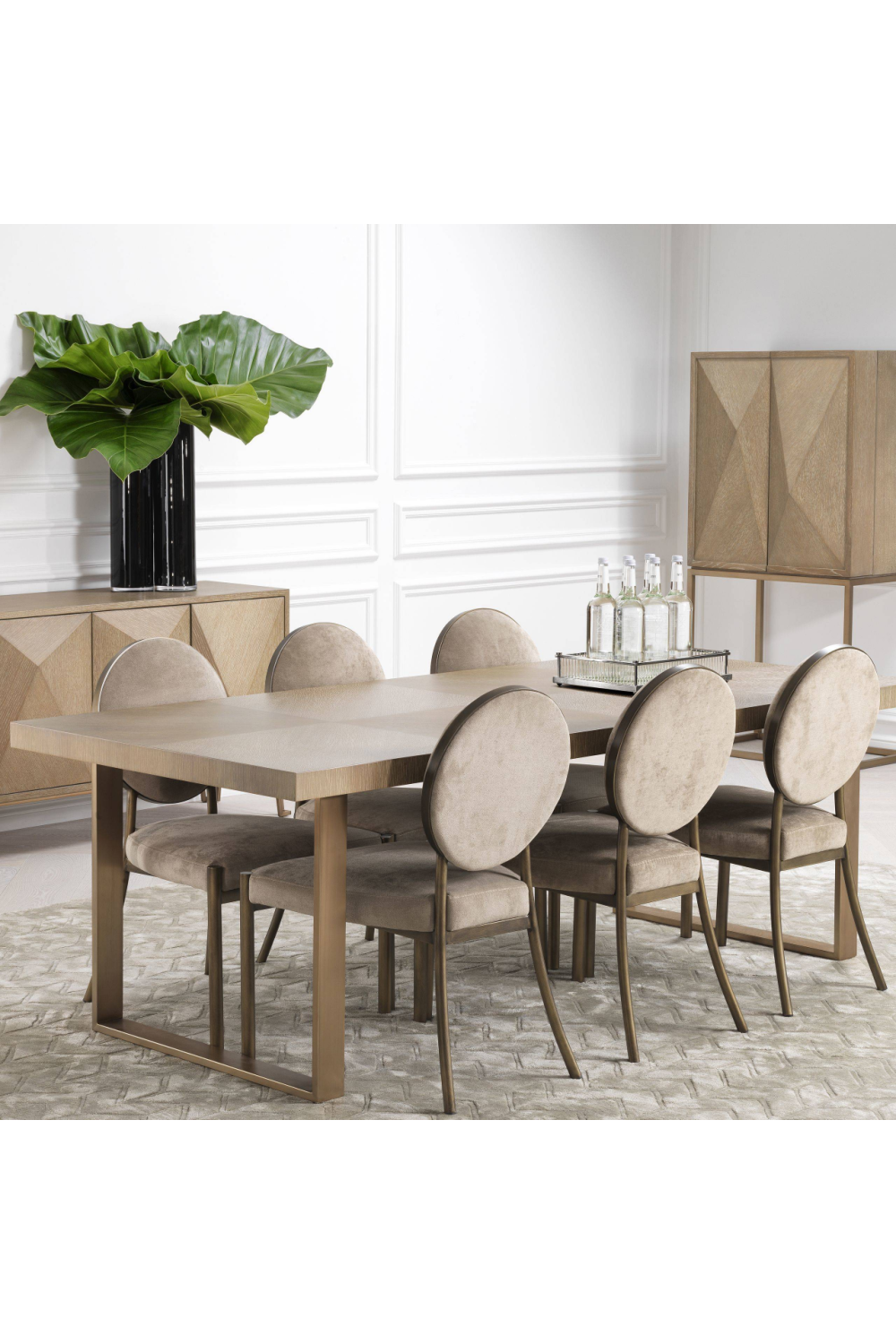 Mid-Century Dining Table | Eichholtz Remington | Oroa.com