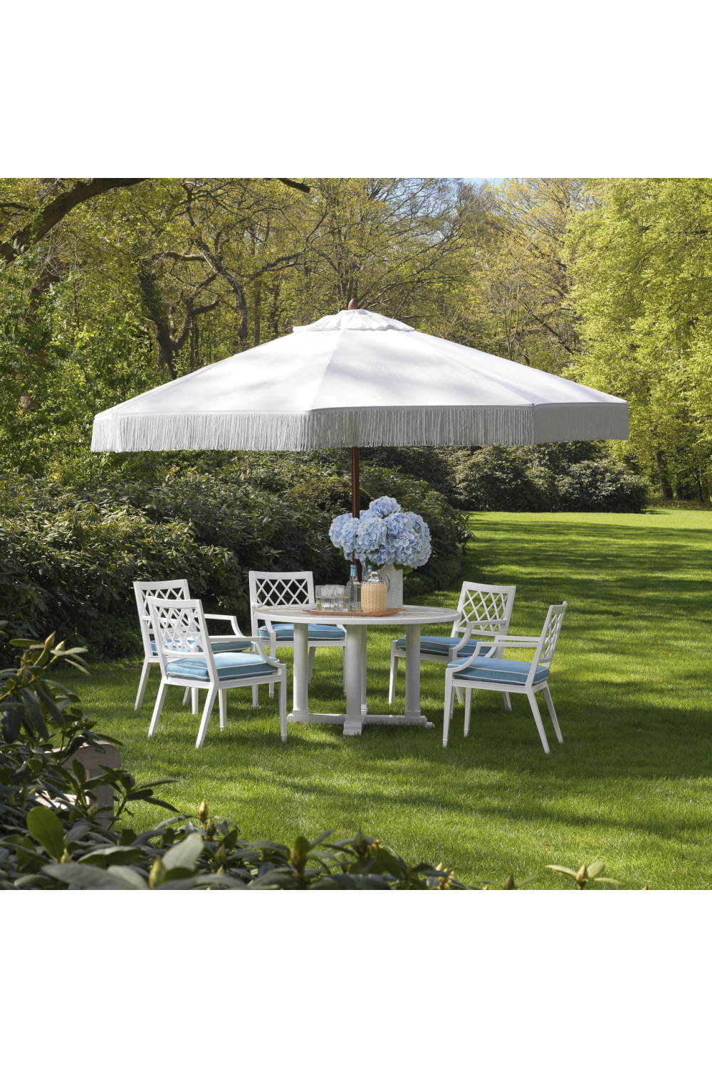 White Outdoor Dining Armchair | Eichholtz Paladium | Oroa.com