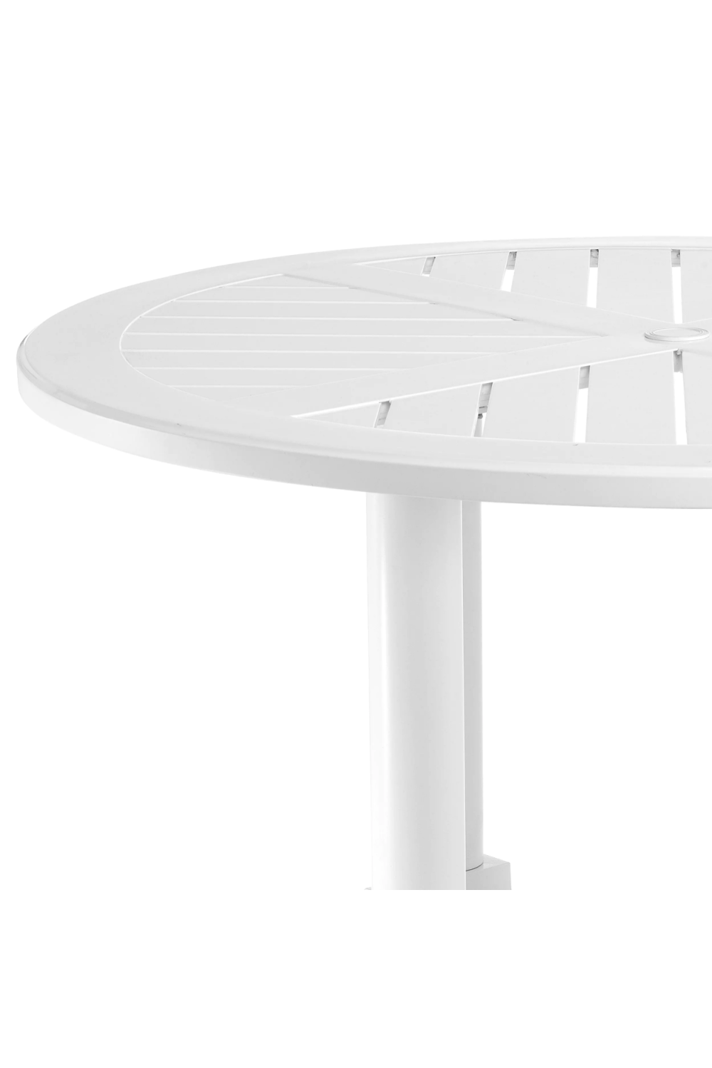 White Round Outdoor Dining Table S | Eichholtz Bell Rive | Oroa.com