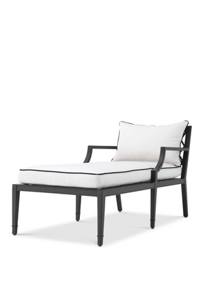 Outdoor Chaise Lounge Chair | Eichholtz Bella Vista | Oroa.com