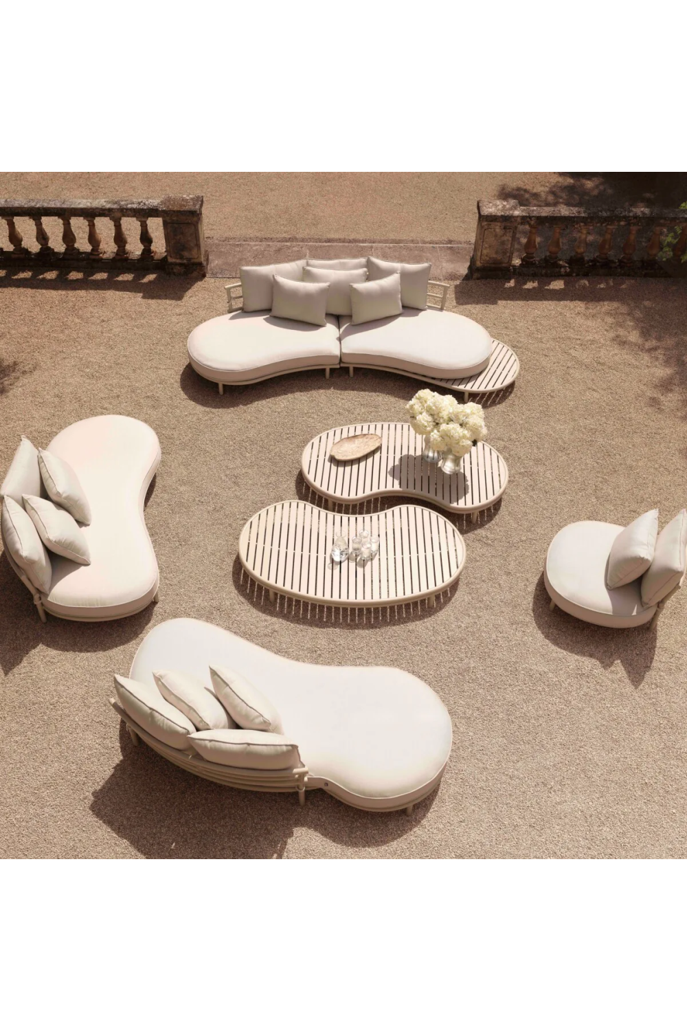 Modern Outdoor Coffee Table | Eichholtz Laguno | Oroa.com