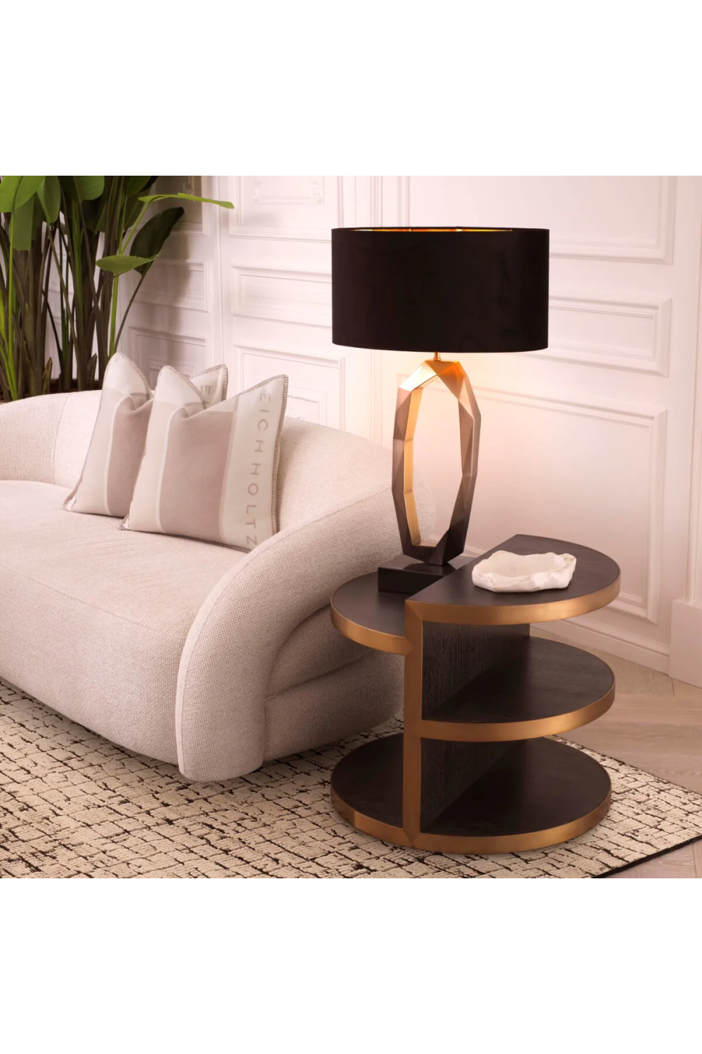 Modern Sculptural Table Lamp | Eichholtz Santos | Oroa.com