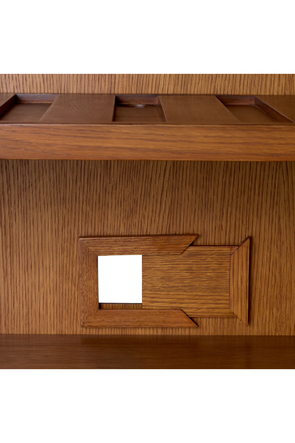 Caramel Oak 2-Door Bar Cabinet | Eichholtz Borchard | Oroa.com