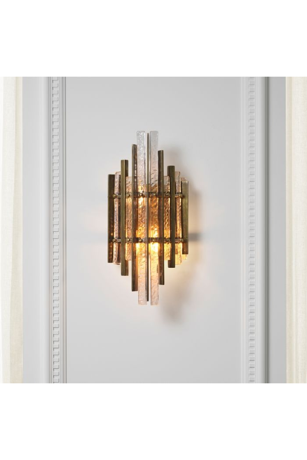 Patterned Glass Panels Wall Lamp | Eichholtz Leonora | Oroa.com