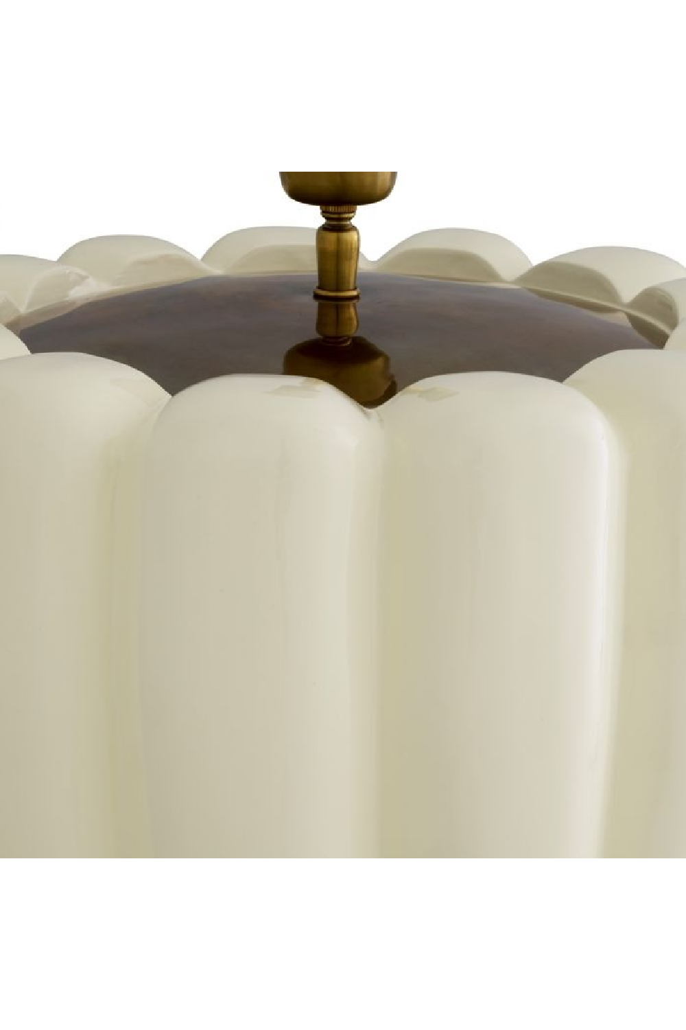White Wooden Base Table Lamp | Eichholtz Barocco | Oroa.com