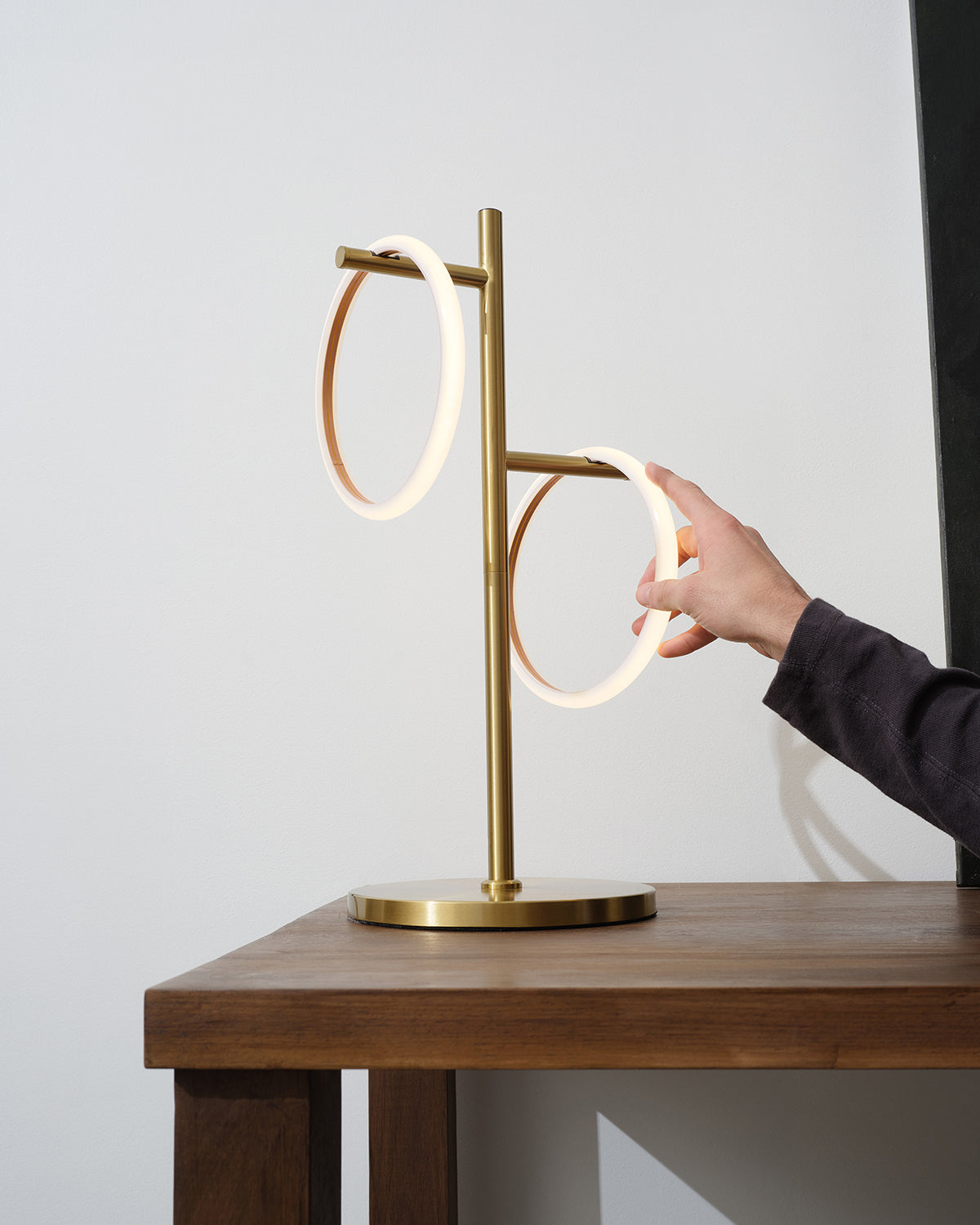 Saturn Desk Lamp - OROA