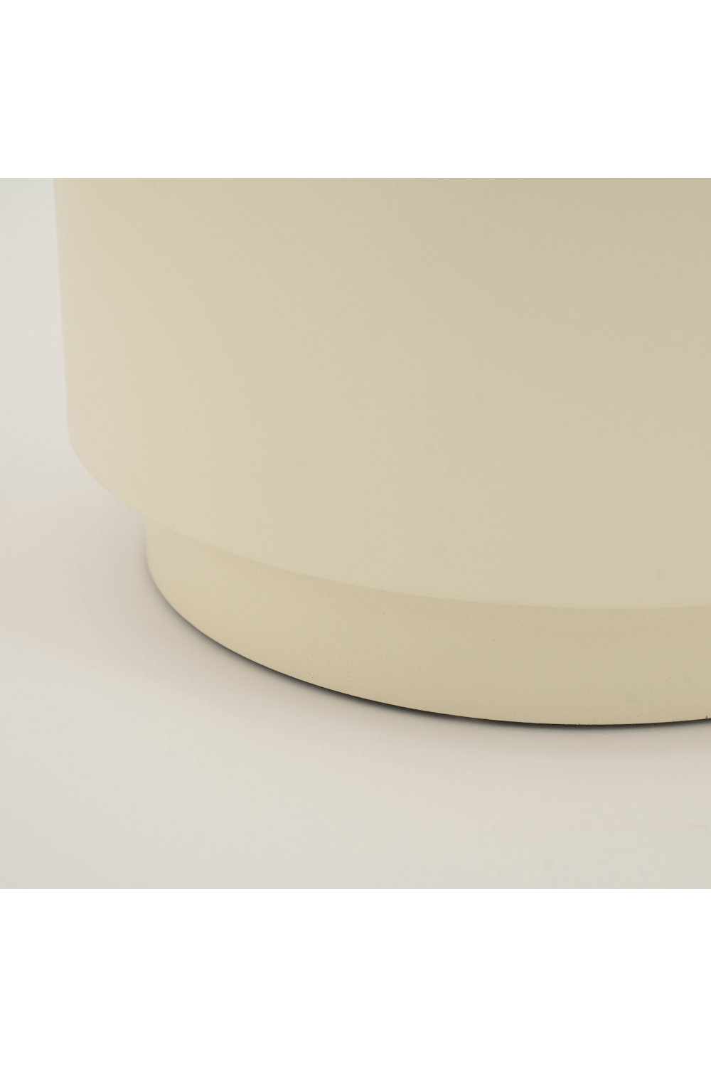 Cylindrical Iron Side Table | By-Boo Mesita | OROA.com