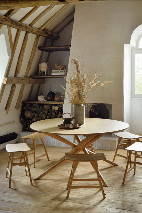 Round Dining Table | Ethnicraft Mikado | OROA