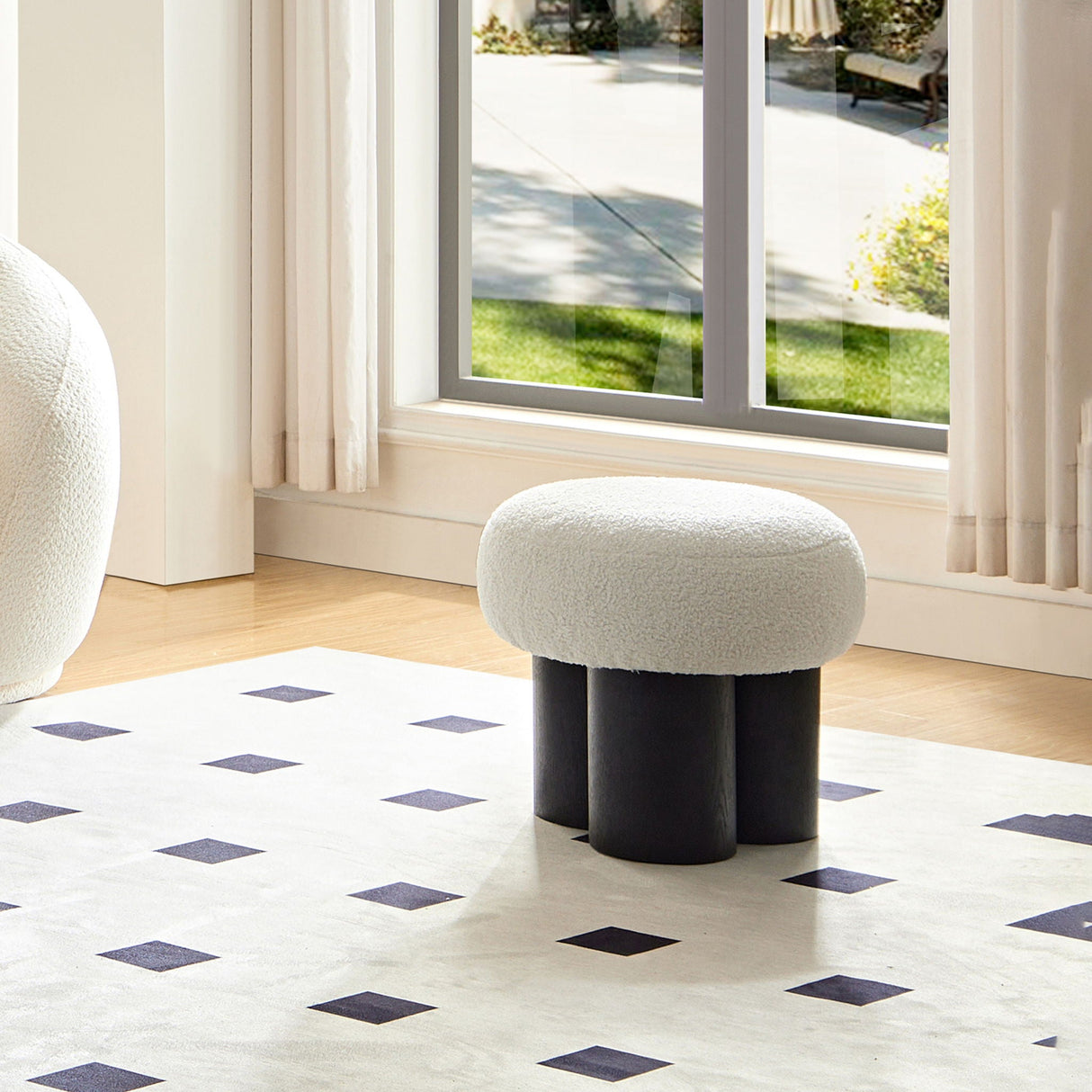 Versatile Mushroom Stool - OROA