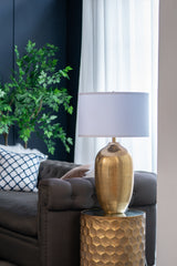 Round Aluminum Sheet Gold Table Lamp with White Fabric Shade