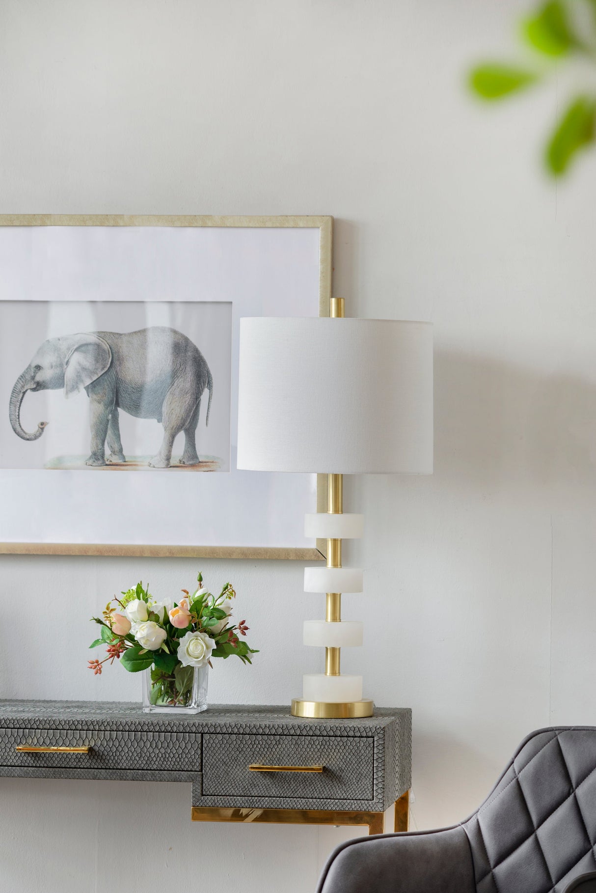 Marble Table Lamp Vintage Charm - OROA