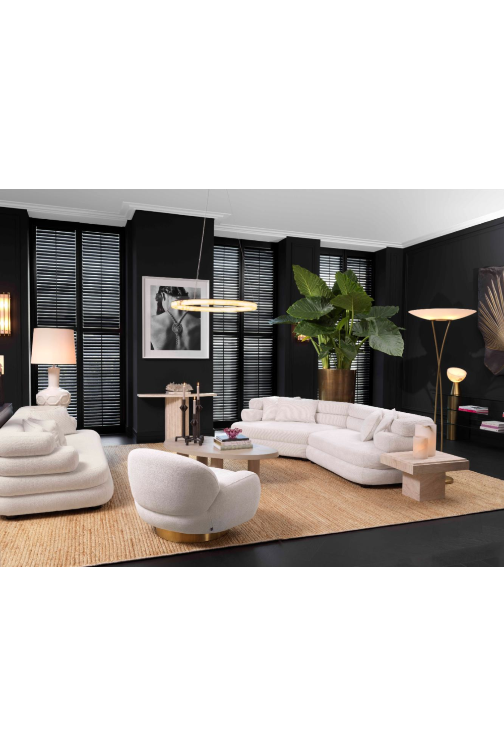 Organic Shape Swivel Lounge Chair | Eichholtz Udine | Oroa.com