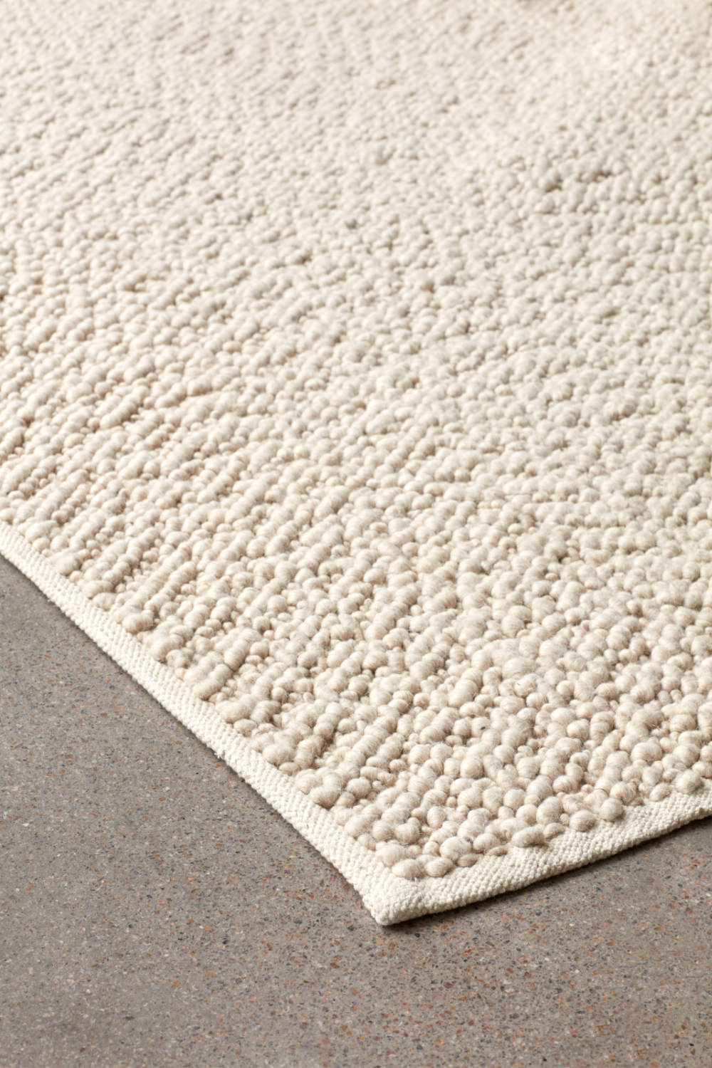 Woven Wool Rug | Audo Gravel | Oroa.com