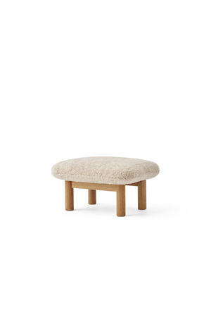 Wooden Leg Sheepskin Ottoman | Audo Copenhagen Brasilia | Oroa.com