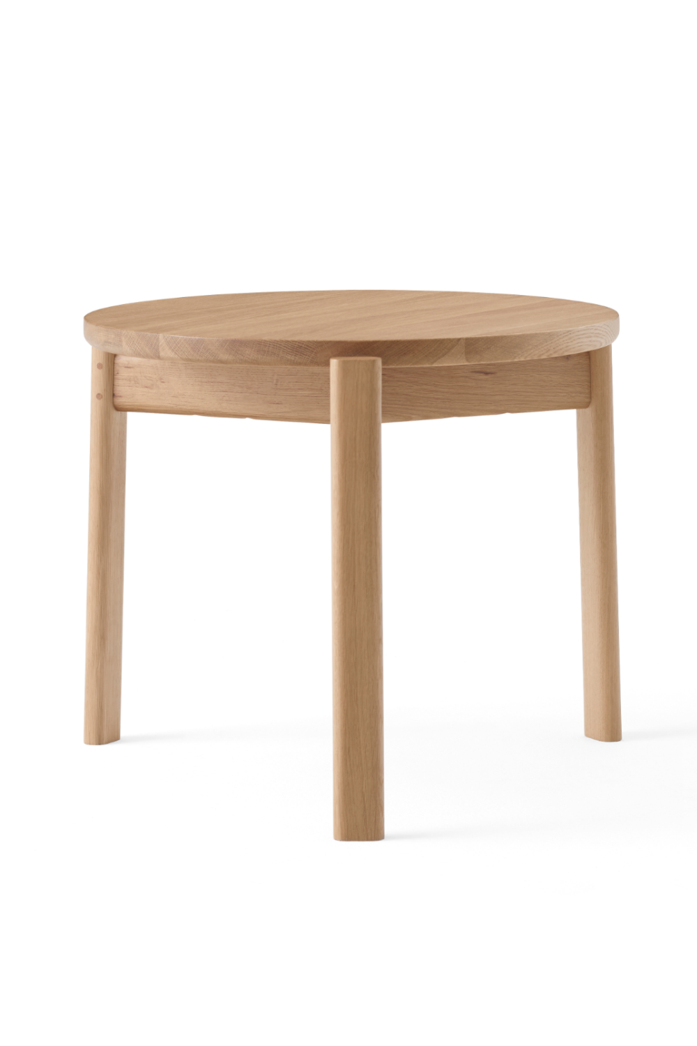 Round Wooden Lounge Table | Audo Copenhagen Passage | Oroa.com